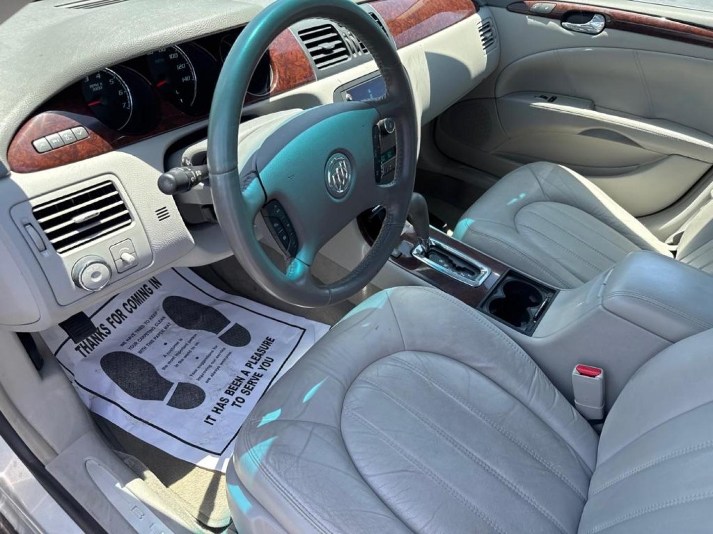 2010 SILVER BUICK LUCERNE CXL (1G4HC5E1XAU) with an 3.9L engine, Automatic transmission, located at 2929 9th St. West, Bradenton, 34205, (941) 242-2810, 27.473591, -82.570679 - Thanks for inquring into DriveNation USA! All vehicles listed can be viewed at www.drivenationusa.com for vehicle history reports and additonal info. We cannot quote any terms such as down payments or monthly payments without an application. You can apply directly at www.drivenationusa.com or by con - Photo#19