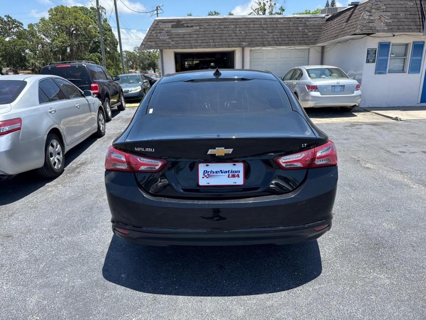 2019 BLACK CHEVROLET MALIBU LT (1G1ZD5ST9KF) with an 1.5L engine, Continuously Variable transmission, located at 2929 9th St. West, Bradenton, 34205, (941) 242-2810, 27.473591, -82.570679 - Thanks for inquring into DriveNation USA! All vehicles listed can be viewed at www.drivenationusa.com for vehicle history reports and additonal info. We cannot quote any terms such as down payments or monthly payments without an application. You can apply directly at www.drivenationusa.com or by con - Photo#5
