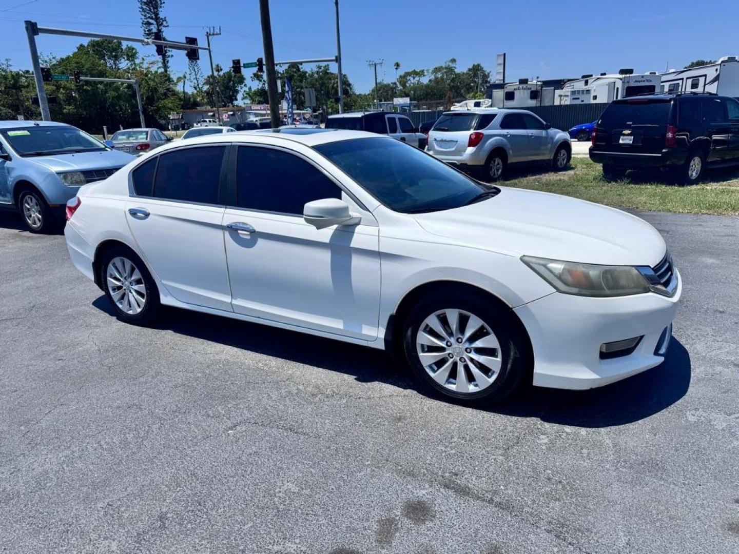 2013 WHITE HONDA ACCORD EX (1HGCR2F74DA) with an 2.4L engine, Continuously Variable transmission, located at 2929 9th St. West, Bradenton, 34205, (941) 242-2810, 27.473591, -82.570679 - Thanks for inquring into DriveNation USA! All vehicles listed can be viewed at www.drivenationusa.com for vehicle history reports and additonal info. We cannot quote any terms such as down payments or monthly payments without an application. You can apply directly at www.drivenationusa.com or by con - Photo#0