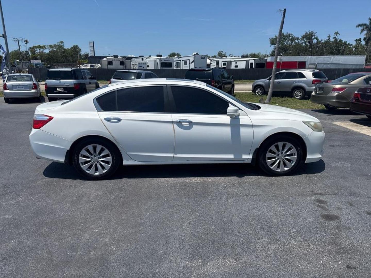 2013 WHITE HONDA ACCORD EX (1HGCR2F74DA) with an 2.4L engine, Continuously Variable transmission, located at 2929 9th St. West, Bradenton, 34205, (941) 242-2810, 27.473591, -82.570679 - Thanks for inquring into DriveNation USA! All vehicles listed can be viewed at www.drivenationusa.com for vehicle history reports and additonal info. We cannot quote any terms such as down payments or monthly payments without an application. You can apply directly at www.drivenationusa.com or by con - Photo#8