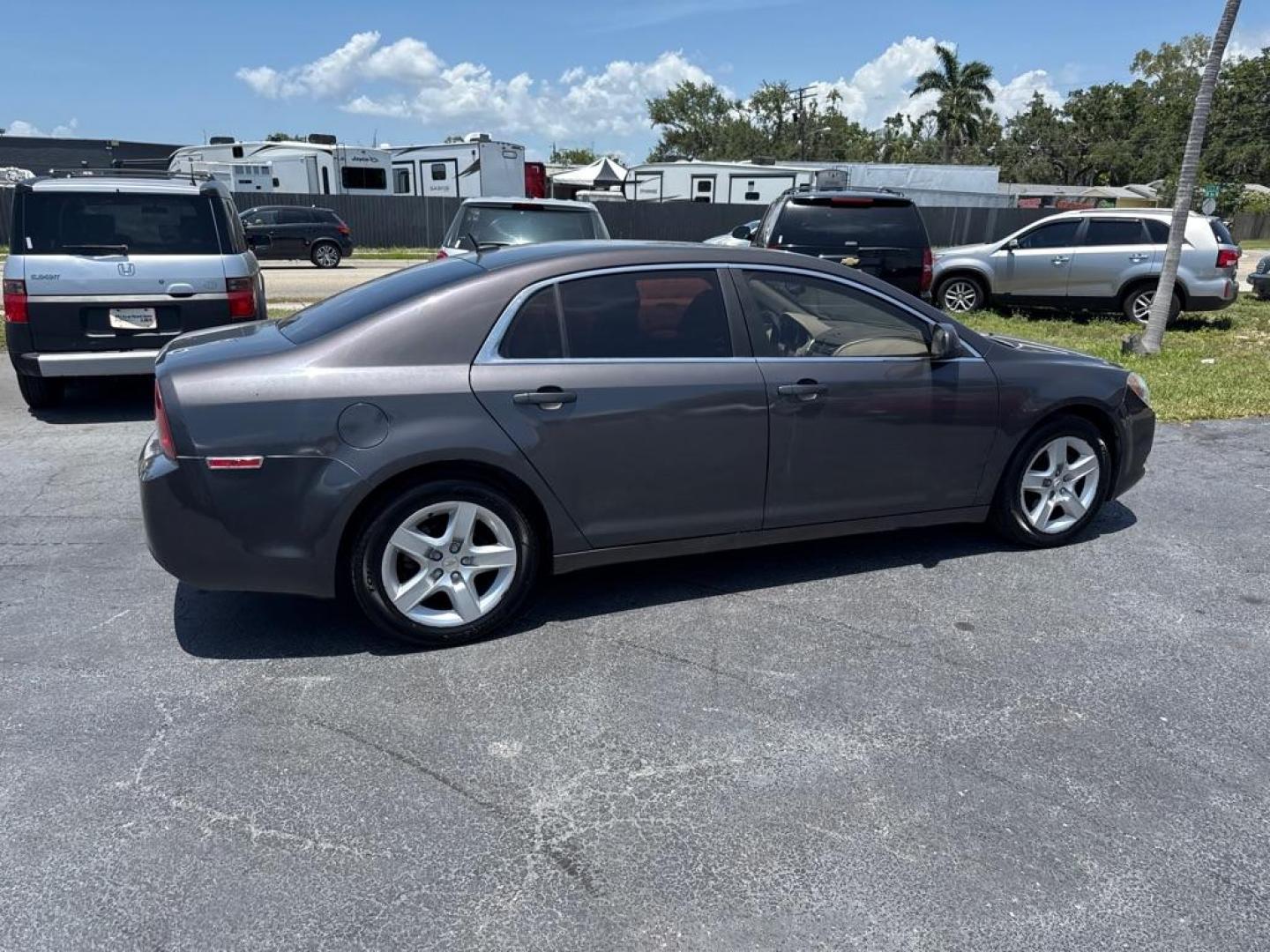 2011 GRAY CHEVROLET MALIBU LS (1G1ZA5EU7BF) with an 2.4L engine, Automatic transmission, located at 2929 9th St. West, Bradenton, 34205, (941) 242-2810, 27.473591, -82.570679 - Thanks for inquring into DriveNation USA! All vehicles listed can be viewed at www.drivenationusa.com for vehicle history reports and additonal info. We cannot quote any terms such as down payments or monthly payments without an application. You can apply directly at www.drivenationusa.com or by con - Photo#6