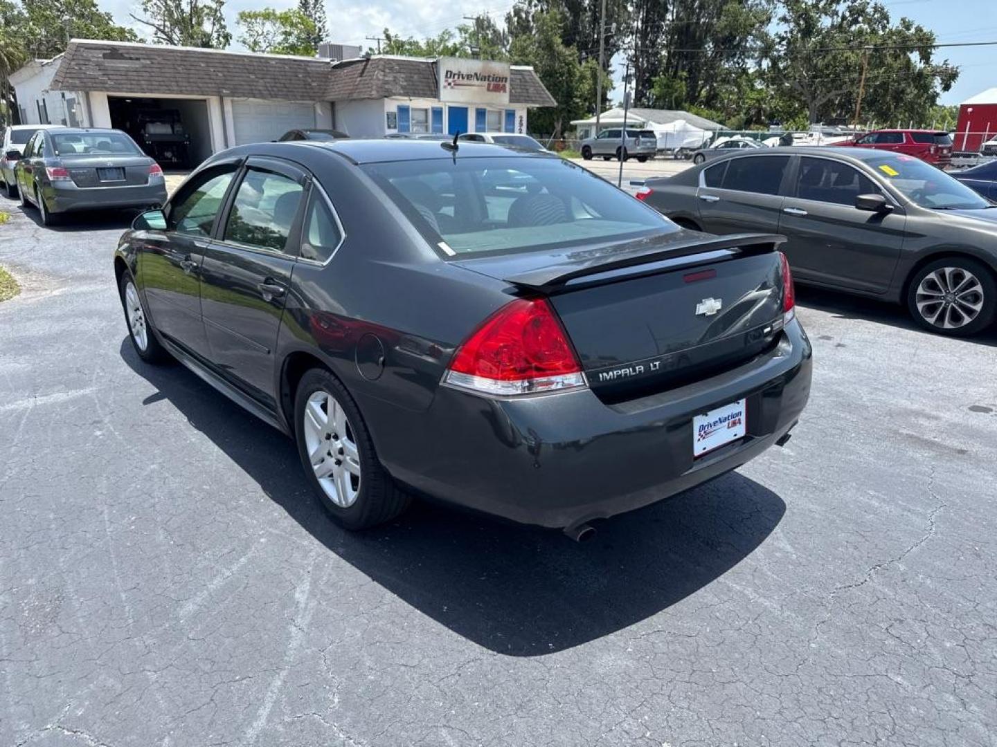 2013 GRAY CHEVROLET IMPALA LT (2G1WG5E30D1) with an 3.6L engine, Automatic transmission, located at 2929 9th St. West, Bradenton, 34205, (941) 242-2810, 27.473591, -82.570679 - Thanks for inquring into DriveNation USA! All vehicles listed can be viewed at www.drivenationusa.com for vehicle history reports and additonal info. We cannot quote any terms such as down payments or monthly payments without an application. You can apply directly at www.drivenationusa.com or by con - Photo#6