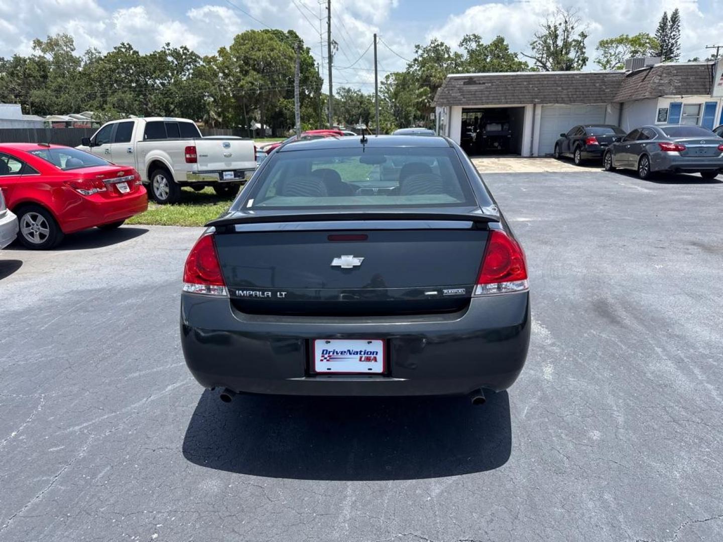 2013 GRAY CHEVROLET IMPALA LT (2G1WG5E30D1) with an 3.6L engine, Automatic transmission, located at 2929 9th St. West, Bradenton, 34205, (941) 242-2810, 27.473591, -82.570679 - Thanks for inquring into DriveNation USA! All vehicles listed can be viewed at www.drivenationusa.com for vehicle history reports and additonal info. We cannot quote any terms such as down payments or monthly payments without an application. You can apply directly at www.drivenationusa.com or by con - Photo#7