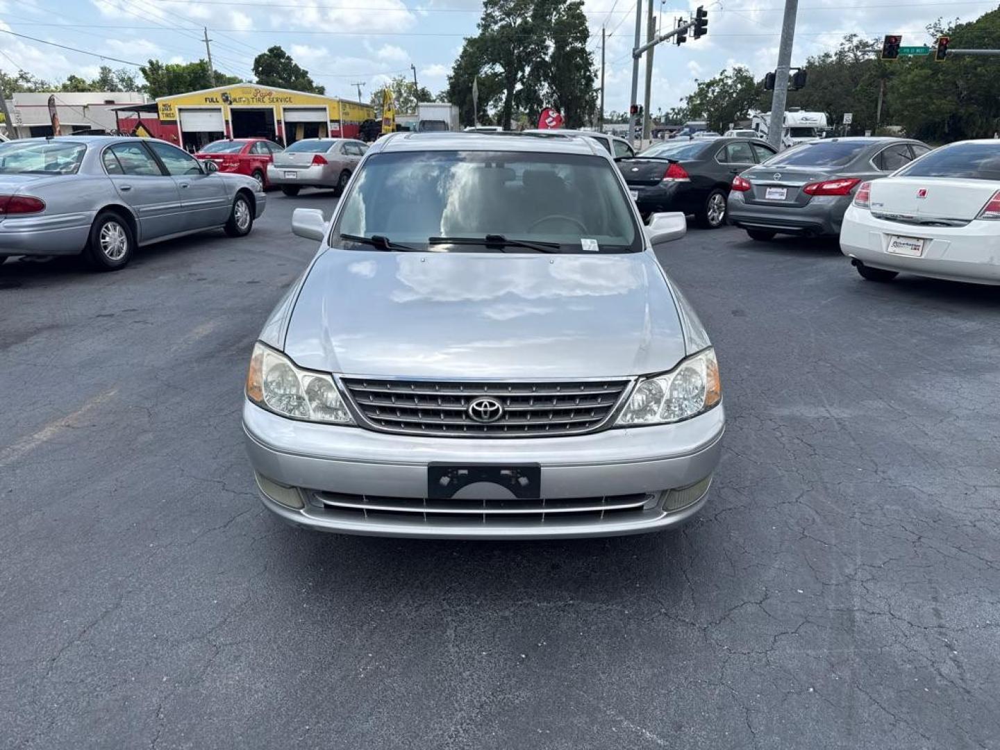 2003 SILVER TOYOTA AVALON XL (4T1BF28B33U) with an 3.0L engine, Automatic transmission, located at 2929 9th St. West, Bradenton, 34205, (941) 242-2810, 27.473591, -82.570679 - Thanks for inquring into DriveNation USA! All vehicles listed can be viewed at www.drivenationusa.com for vehicle history reports and additonal info. We cannot quote any terms such as down payments or monthly payments without an application. You can apply directly at www.drivenationusa.com or by con - Photo#2
