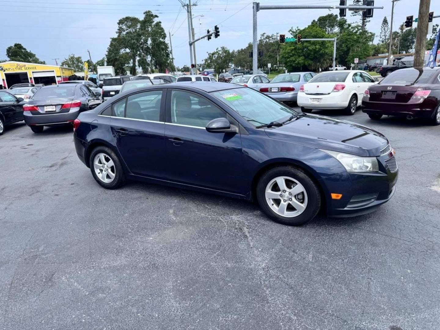 2014 BLUE CHEVROLET CRUZE LT (1G1PC5SB2E7) with an 1.4L engine, Automatic transmission, located at 2929 9th St. West, Bradenton, 34205, (941) 242-2810, 27.473591, -82.570679 - Photo#1