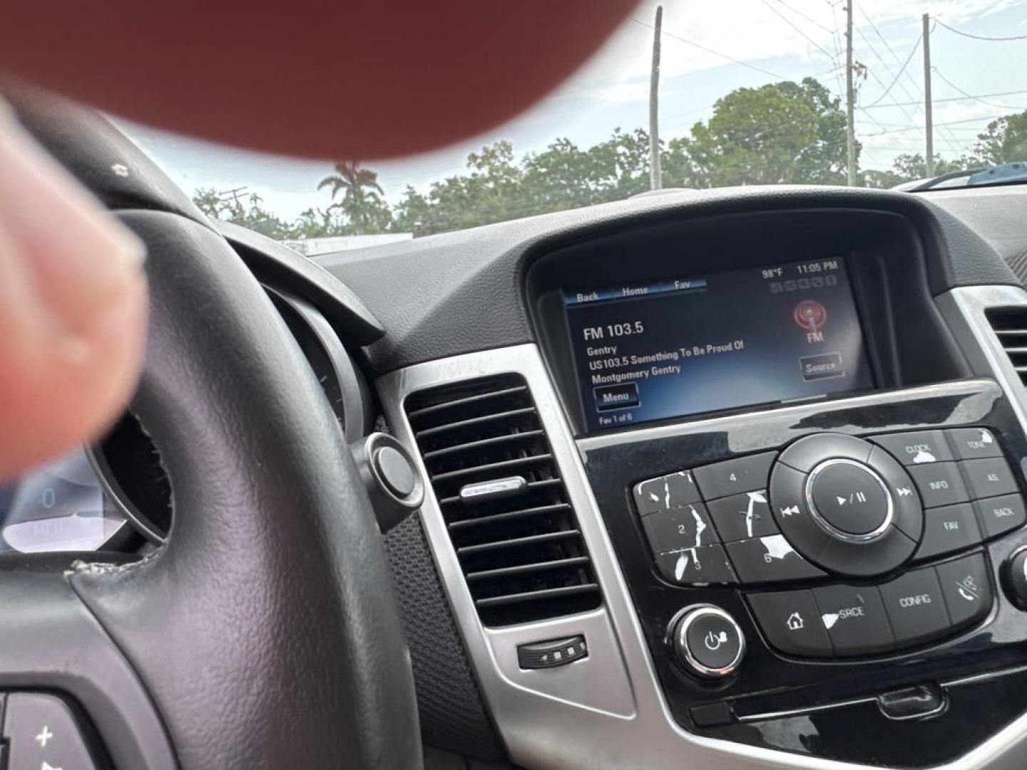 2014 BLUE CHEVROLET CRUZE LT (1G1PC5SB2E7) with an 1.4L engine, Automatic transmission, located at 2929 9th St. West, Bradenton, 34205, (941) 242-2810, 27.473591, -82.570679 - Photo#11