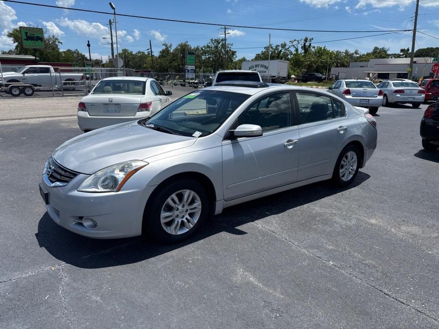 2012 SILVER NISSAN ALTIMA 2.5 S (1N4AL2APXCC) with an 2.5L engine, Continuously Variable transmission, located at 2929 9th St. West, Bradenton, 34205, (941) 242-2810, 27.473591, -82.570679 - Thanks for inquring into DriveNation USA! All vehicles listed can be viewed at www.drivenationusa.com for vehicle history reports and additonal info. We cannot quote any terms such as down payments or monthly payments without an application. You can apply directly at www.drivenationusa.com or by con - Photo#4