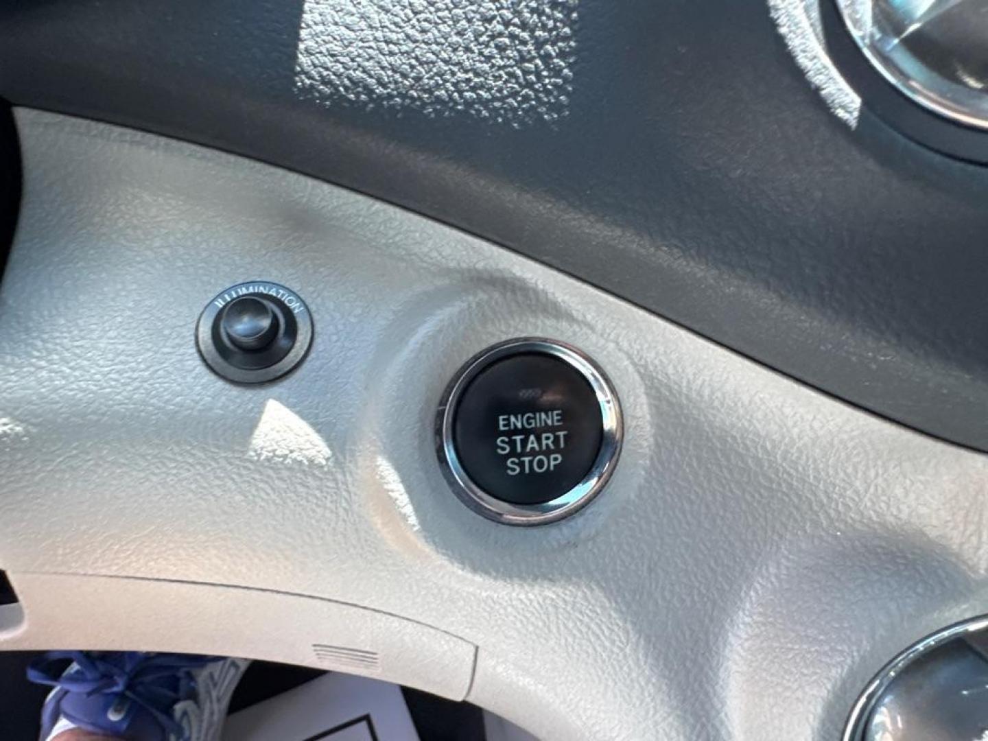 2011 SILVER TOYOTA HIGHLANDER LIMITED (5TDYK3EH7BS) with an 3.5L engine, Automatic transmission, located at 2929 9th St. West, Bradenton, 34205, (941) 242-2810, 27.473591, -82.570679 - Thanks for inquring into DriveNation USA! All vehicles listed can be viewed at www.drivenationusa.com for vehicle history reports and additonal info. We cannot quote any terms such as down payments or monthly payments without an application. You can apply directly at www.drivenationusa.com or by con - Photo#13