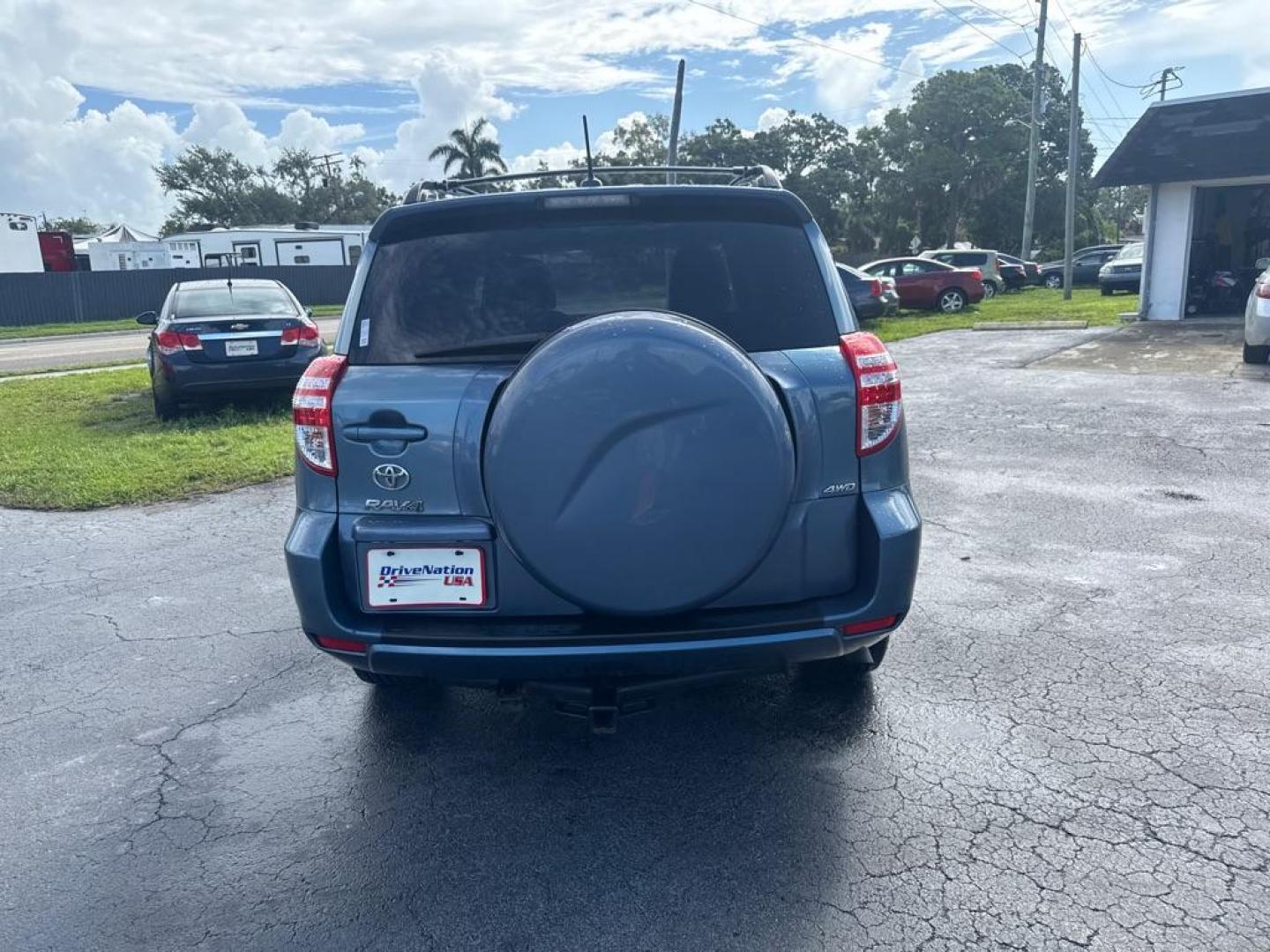 2012 BLUE TOYOTA RAV4 (2T3BF4DV5CW) with an 2.5L engine, Automatic transmission, located at 2929 9th St. West, Bradenton, 34205, (941) 242-2810, 27.473591, -82.570679 - Thanks for inquring into DriveNation USA! All vehicles listed can be viewed at www.drivenationusa.com for vehicle history reports and additonal info. We cannot quote any terms such as down payments or monthly payments without an application. You can apply directly at www.drivenationusa.com or by con - Photo#6