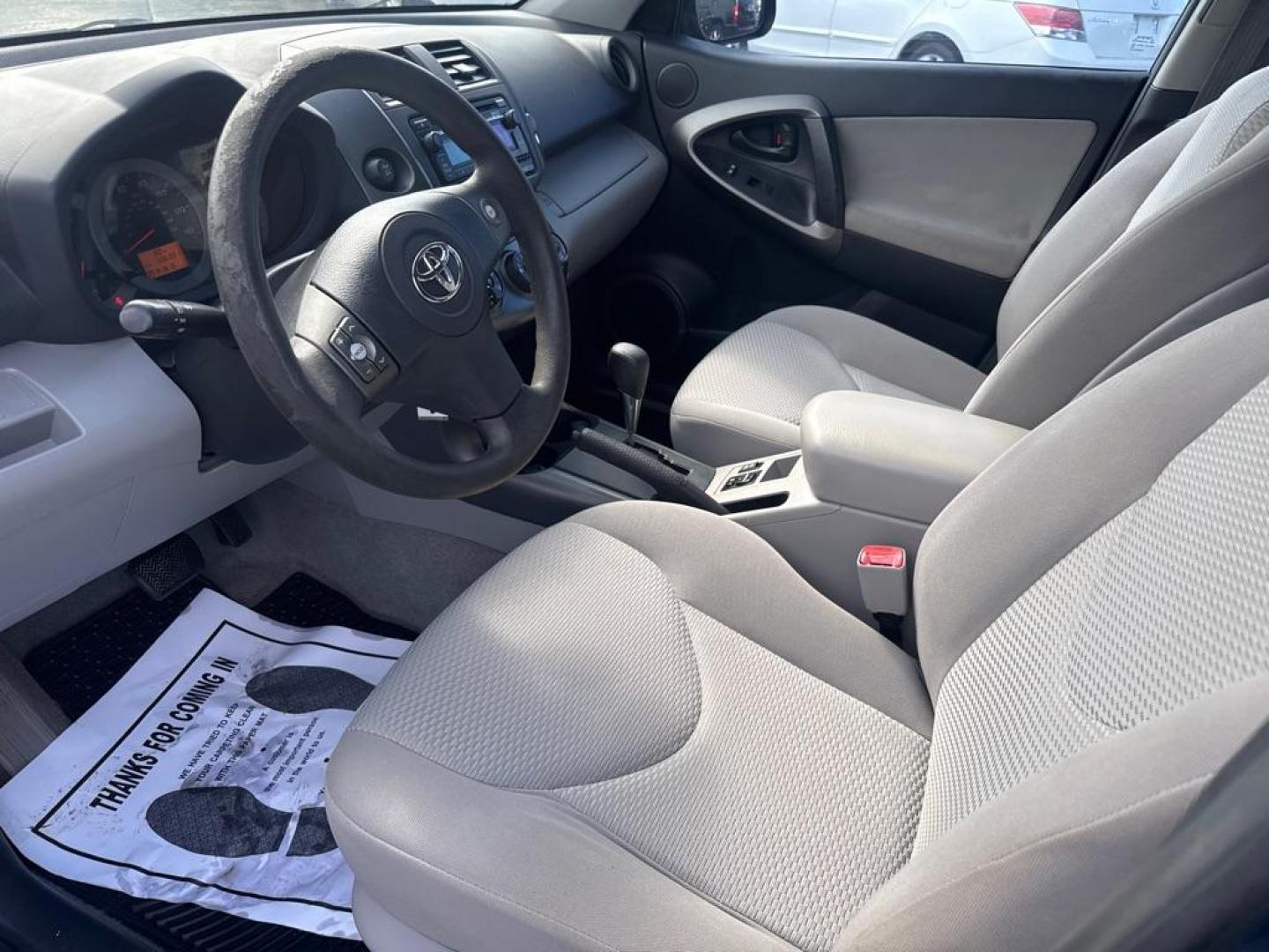 2012 BLUE TOYOTA RAV4 (2T3BF4DV5CW) with an 2.5L engine, Automatic transmission, located at 2929 9th St. West, Bradenton, 34205, (941) 242-2810, 27.473591, -82.570679 - Thanks for inquring into DriveNation USA! All vehicles listed can be viewed at www.drivenationusa.com for vehicle history reports and additonal info. We cannot quote any terms such as down payments or monthly payments without an application. You can apply directly at www.drivenationusa.com or by con - Photo#10