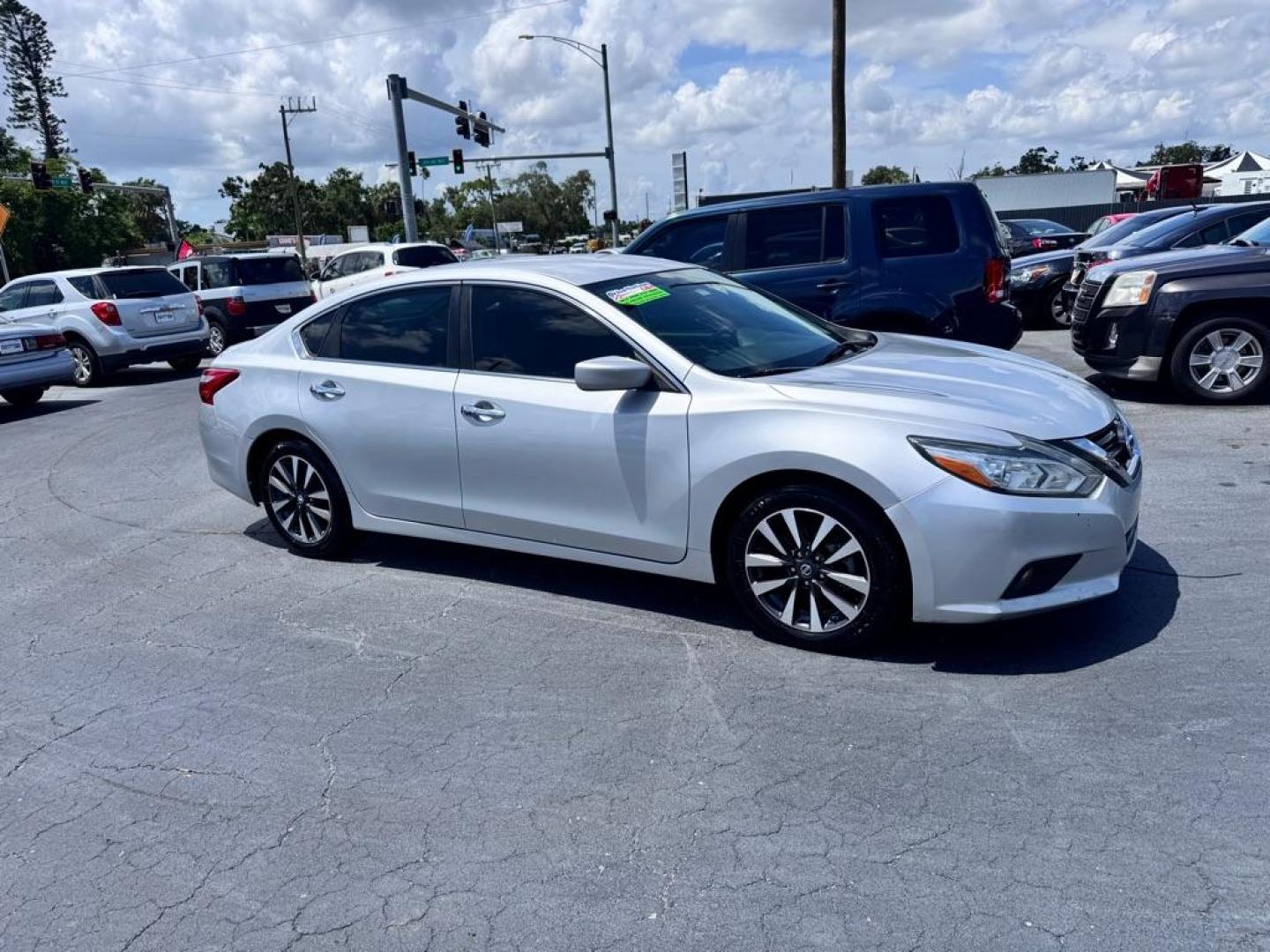 2017 SILVER NISSAN ALTIMA 2.5 (1N4AL3AP1HC) with an 2.5L engine, Continuously Variable transmission, located at 2929 9th St. West, Bradenton, 34205, (941) 242-2810, 27.473591, -82.570679 - Thanks for inquring into DriveNation USA! All vehicles listed can be viewed at www.drivenationusa.com for vehicle history reports and additonal info. We cannot quote any terms such as down payments or monthly payments without an application. You can apply directly at www.drivenationusa.com or by con - Photo#1