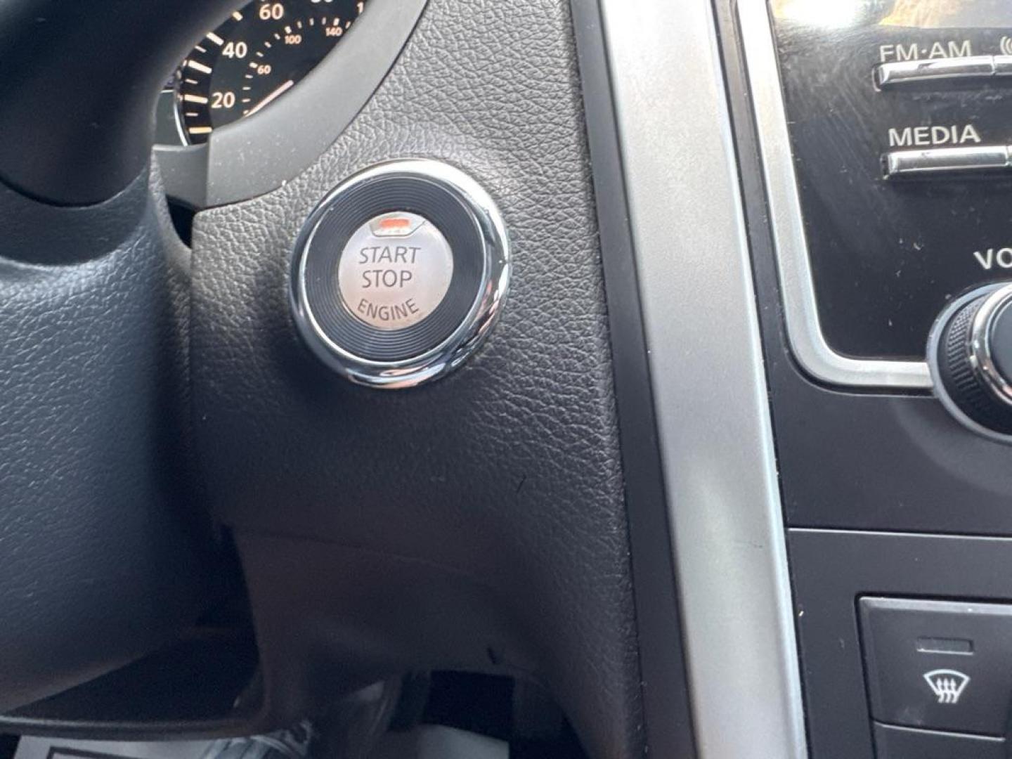 2017 SILVER NISSAN ALTIMA 2.5 (1N4AL3AP1HC) with an 2.5L engine, Continuously Variable transmission, located at 2929 9th St. West, Bradenton, 34205, (941) 242-2810, 27.473591, -82.570679 - Thanks for inquring into DriveNation USA! All vehicles listed can be viewed at www.drivenationusa.com for vehicle history reports and additonal info. We cannot quote any terms such as down payments or monthly payments without an application. You can apply directly at www.drivenationusa.com or by con - Photo#12