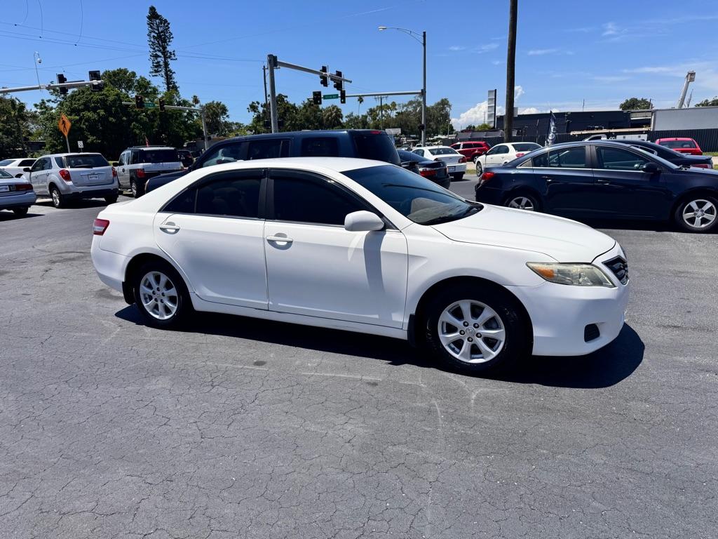 photo of 2010 TOYOTA CAMRY SE