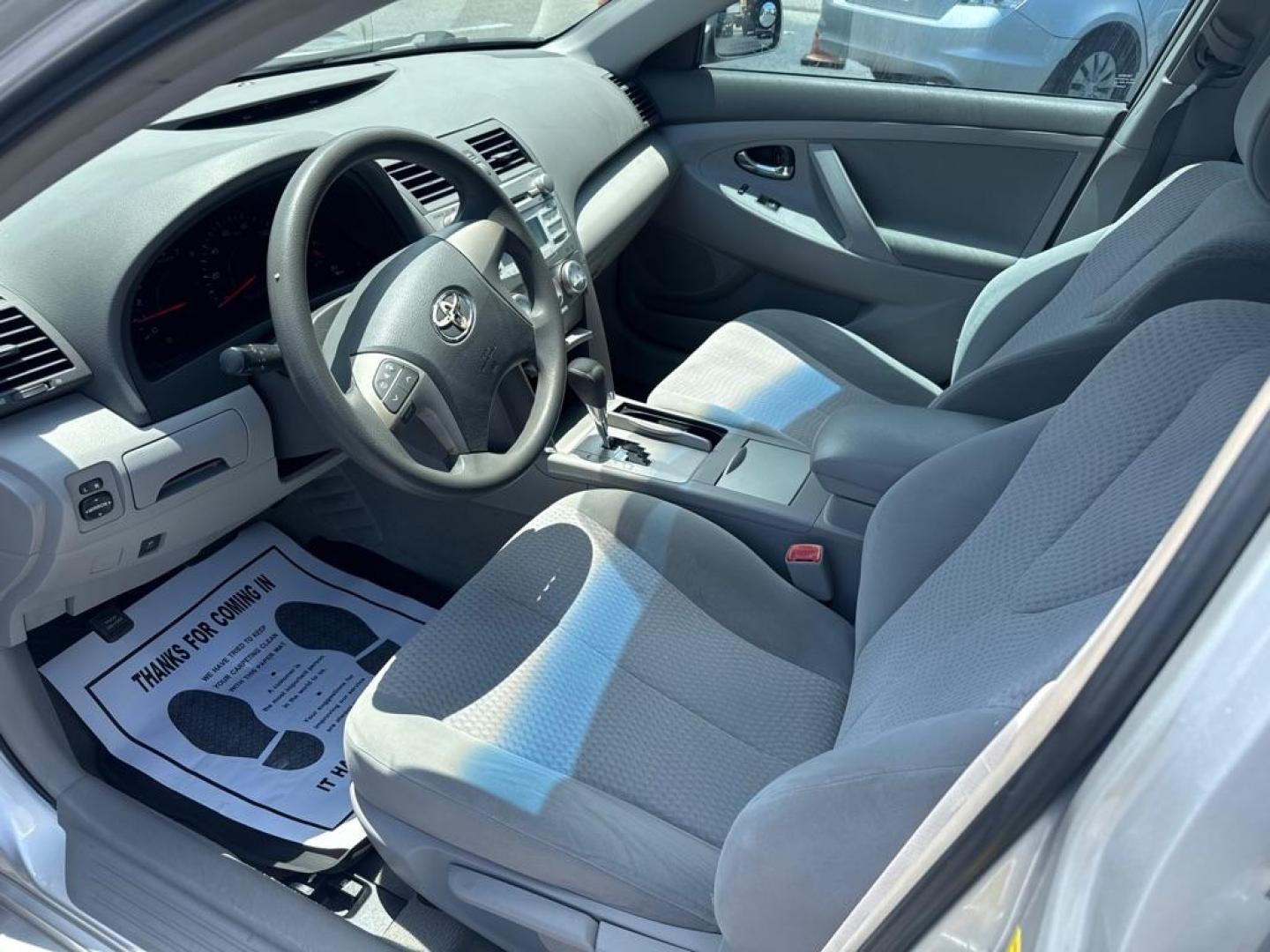 2011 SILVER TOYOTA CAMRY SE (4T1BF3EK8BU) with an 2.5L engine, Automatic transmission, located at 2929 9th St. West, Bradenton, 34205, (941) 242-2810, 27.473591, -82.570679 - Thanks for inquring into DriveNation USA! All vehicles listed can be viewed at www.drivenationusa.com for vehicle history reports and additonal info. We cannot quote any terms such as down payments or monthly payments without an application. You can apply directly at www.drivenationusa.com or by con - Photo#8