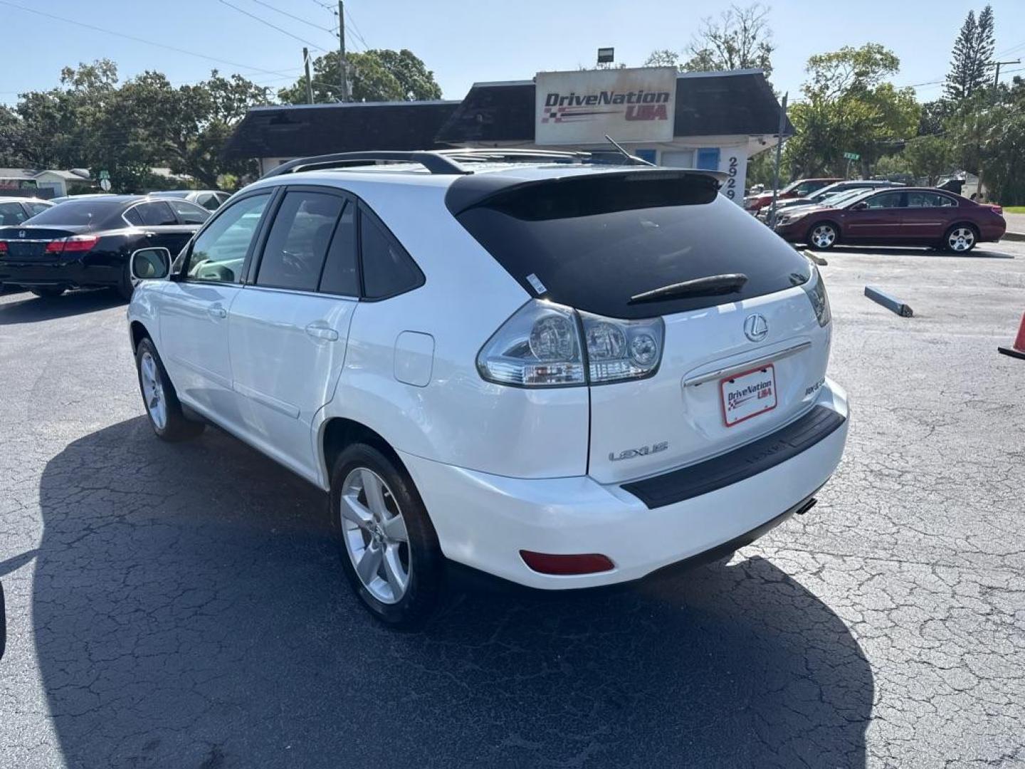 2005 WHITE LEXUS RX 330 (2T2GA31U85C) with an 3.3L engine, Automatic transmission, located at 2929 9th St. West, Bradenton, 34205, (941) 242-2810, 27.473591, -82.570679 - Thanks for inquring into DriveNation USA! All vehicles listed can be viewed at www.drivenationusa.com for vehicle history reports and additonal info. We cannot quote any terms such as down payments or monthly payments without an application. You can apply directly at www.drivenationusa.com or by con - Photo#4