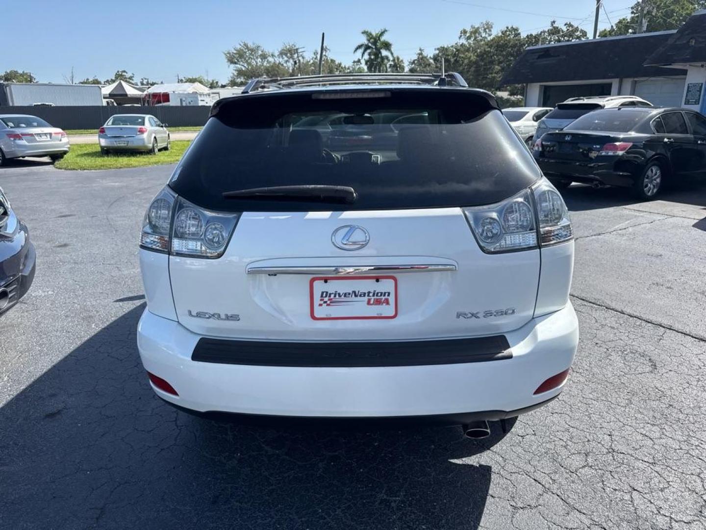 2005 WHITE LEXUS RX 330 (2T2GA31U85C) with an 3.3L engine, Automatic transmission, located at 2929 9th St. West, Bradenton, 34205, (941) 242-2810, 27.473591, -82.570679 - Thanks for inquring into DriveNation USA! All vehicles listed can be viewed at www.drivenationusa.com for vehicle history reports and additonal info. We cannot quote any terms such as down payments or monthly payments without an application. You can apply directly at www.drivenationusa.com or by con - Photo#5
