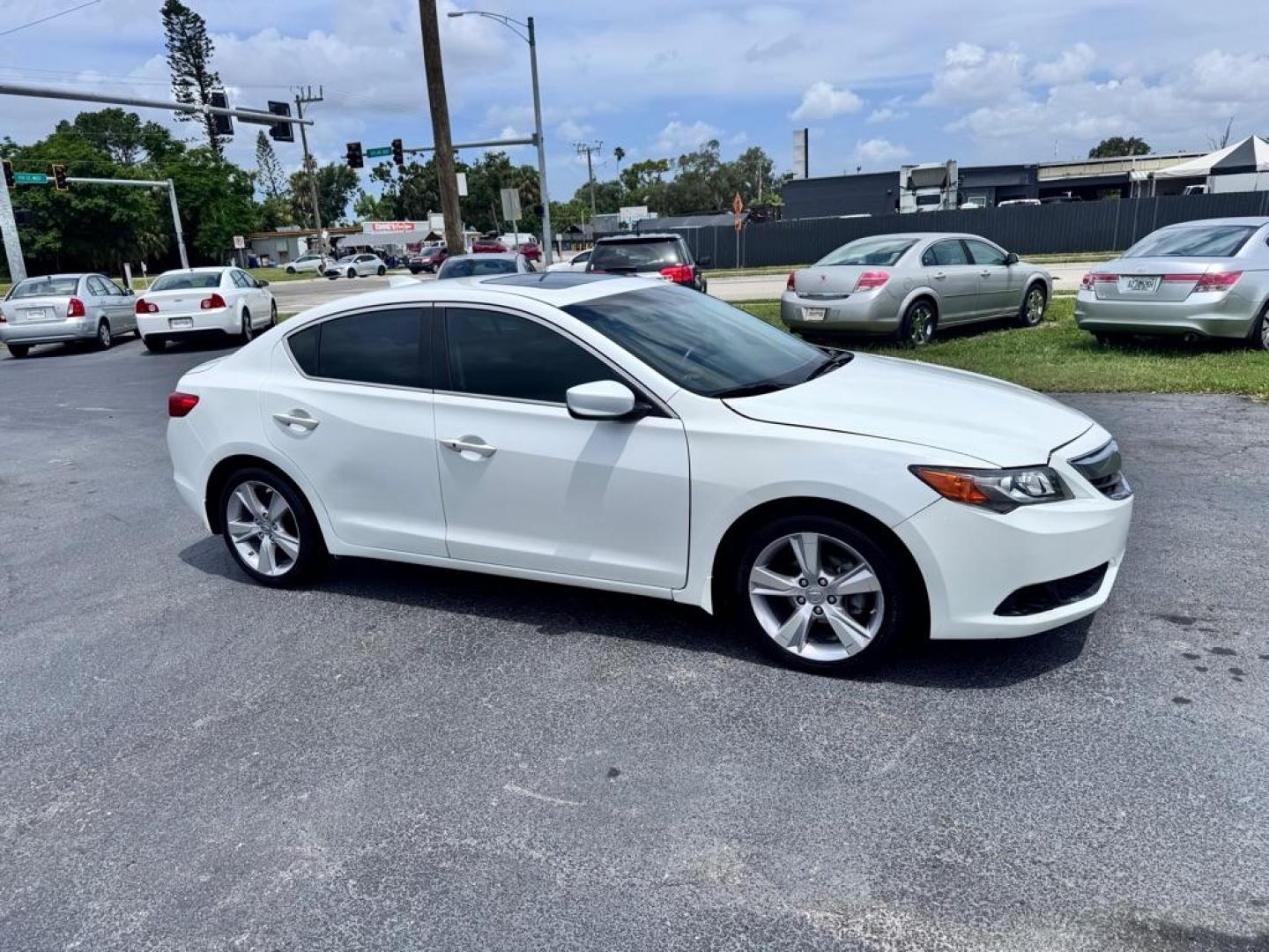 2015 WHITE ACURA ILX 20 (19VDE1F37FE) with an 2.0L engine, Automatic transmission, located at 2929 9th St. West, Bradenton, 34205, (941) 242-2810, 27.473591, -82.570679 - Thanks for inquring into DriveNation USA! All vehicles listed can be viewed at www.drivenationusa.com for vehicle history reports and additonal info. We cannot quote any terms such as down payments or monthly payments without an application. You can apply directly at www.drivenationusa.com or by con - Photo#1