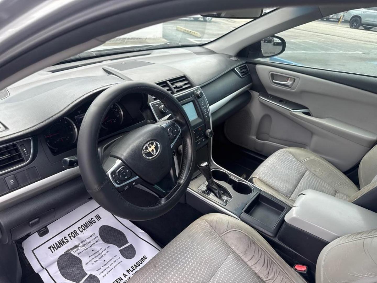 2015 SILVER TOYOTA CAMRY LE (4T1BF1FKXFU) with an 2.5L engine, Automatic transmission, located at 2929 9th St. West, Bradenton, 34205, (941) 242-2810, 27.473591, -82.570679 - Photo#10