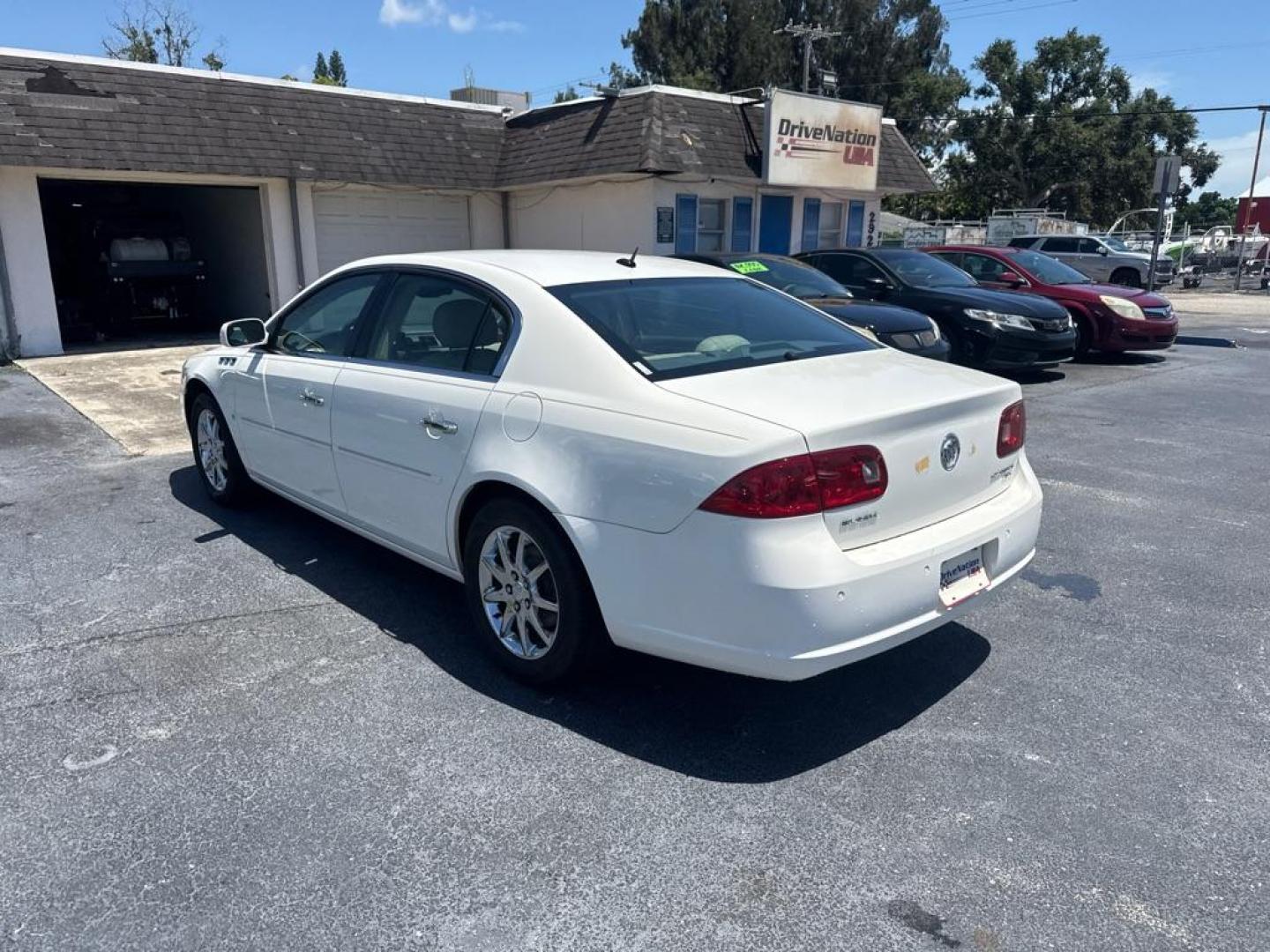 2006 WHITE BUICK LUCERNE CXL (1G4HD57286U) with an 3.8L engine, Automatic transmission, located at 2929 9th St. West, Bradenton, 34205, (941) 242-2810, 27.473591, -82.570679 - Thanks for inquring into DriveNation USA! All vehicles listed can be viewed at www.drivenationusa.com for vehicle history reports and additonal info. We cannot quote any terms such as down payments or monthly payments without an application. You can apply directly at www.drivenationusa.com or by con - Photo#6
