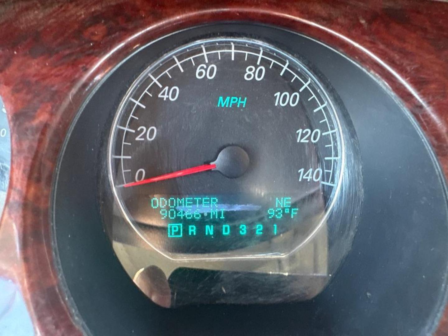 2006 WHITE BUICK LUCERNE CXL (1G4HD57286U) with an 3.8L engine, Automatic transmission, located at 2929 9th St. West, Bradenton, 34205, (941) 242-2810, 27.473591, -82.570679 - Thanks for inquring into DriveNation USA! All vehicles listed can be viewed at www.drivenationusa.com for vehicle history reports and additonal info. We cannot quote any terms such as down payments or monthly payments without an application. You can apply directly at www.drivenationusa.com or by con - Photo#11