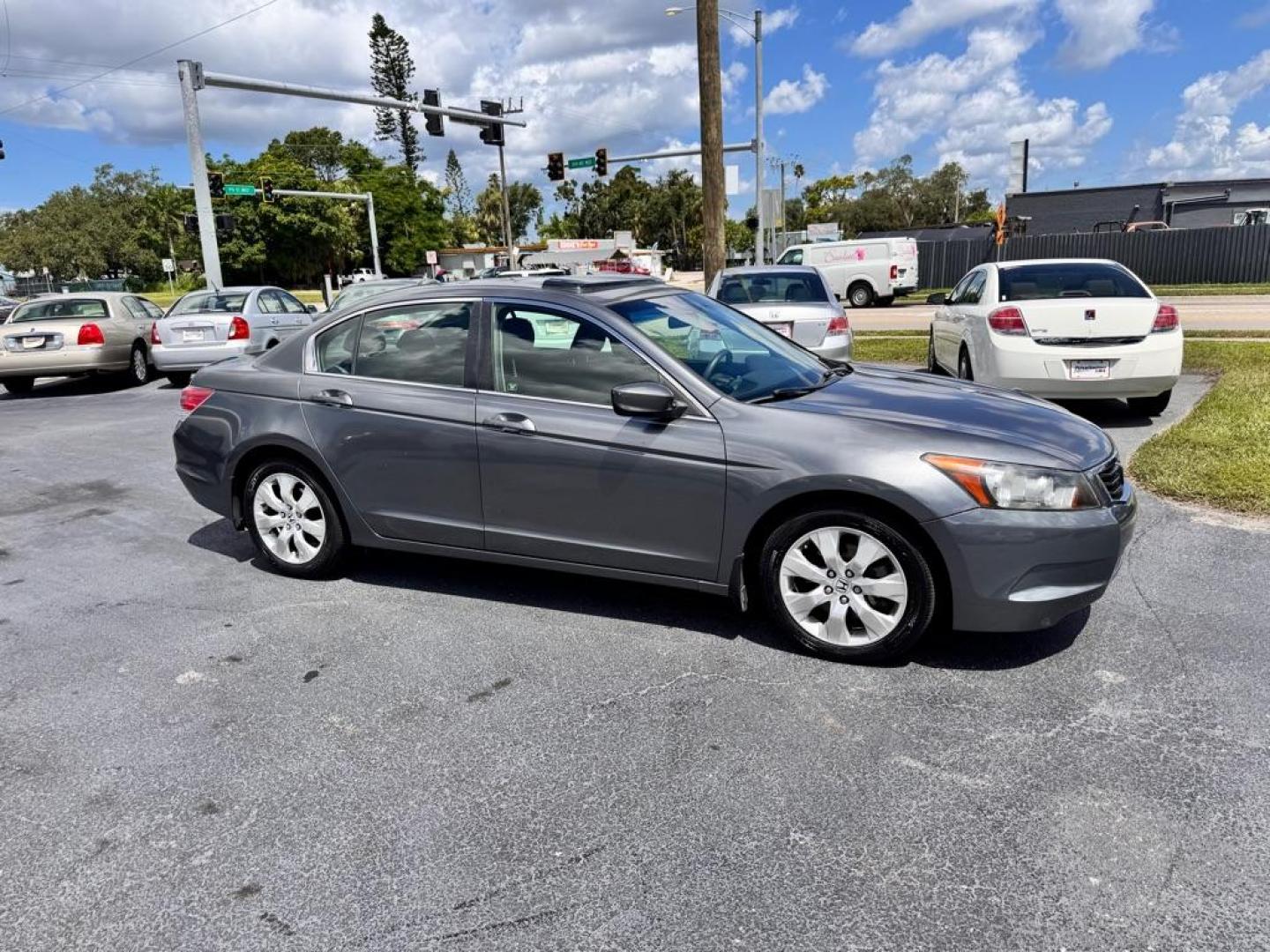 2008 GRAY HONDA ACCORD EX (JHMCP26788C) with an 2.4L engine, Automatic transmission, located at 2929 9th St. West, Bradenton, 34205, (941) 242-2810, 27.473591, -82.570679 - Thanks for inquring into DriveNation USA! All vehicles listed can be viewed at www.drivenationusa.com for vehicle history reports and additonal info. We cannot quote any terms such as down payments or monthly payments without an application. You can apply directly at www.drivenationusa.com or by con - Photo#2