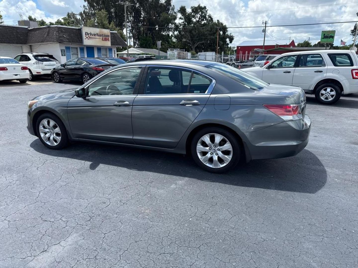 2008 GRAY HONDA ACCORD EX (JHMCP26788C) with an 2.4L engine, Automatic transmission, located at 2929 9th St. West, Bradenton, 34205, (941) 242-2810, 27.473591, -82.570679 - Thanks for inquring into DriveNation USA! All vehicles listed can be viewed at www.drivenationusa.com for vehicle history reports and additonal info. We cannot quote any terms such as down payments or monthly payments without an application. You can apply directly at www.drivenationusa.com or by con - Photo#5