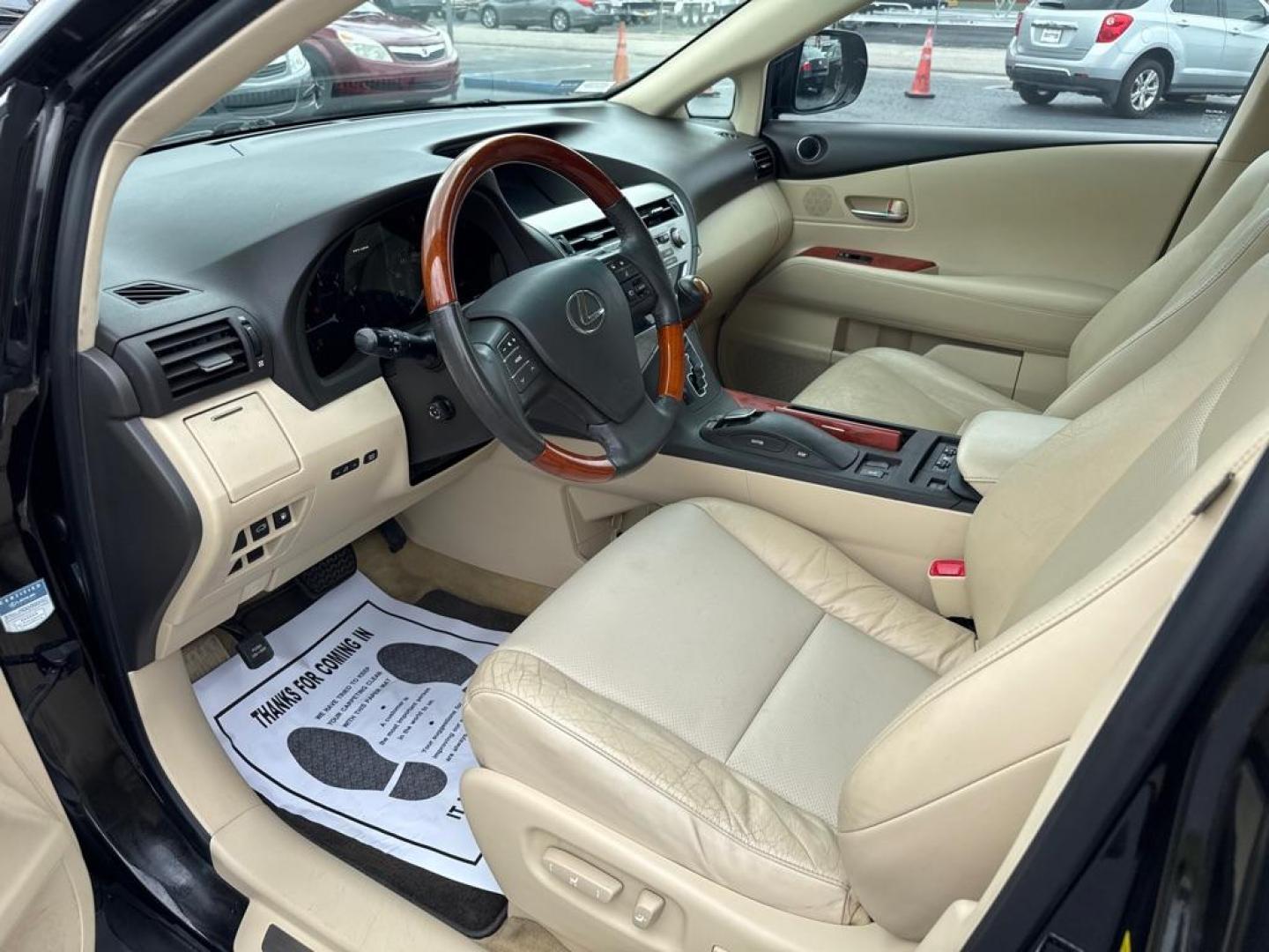 2011 BLACK LEXUS RX 350 (JTJZK1BA8B2) with an 3.5L engine, Automatic transmission, located at 2929 9th St. West, Bradenton, 34205, (941) 242-2810, 27.473591, -82.570679 - Thanks for inquring into DriveNation USA! All vehicles listed can be viewed at www.drivenationusa.com for vehicle history reports and additonal info. We cannot quote any terms such as down payments or monthly payments without an application. You can apply directly at www.drivenationusa.com or by con - Photo#10