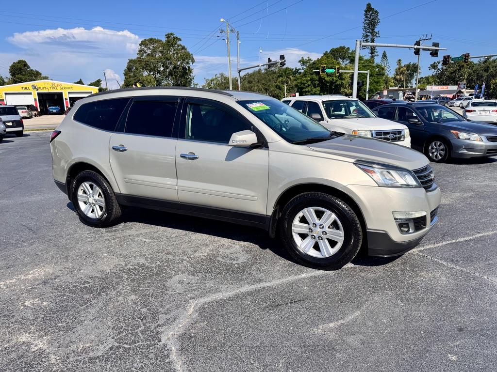 2014 CHEVROLET TRAVERSE LT
