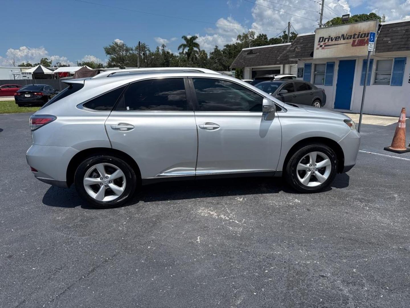 2015 SILVER LEXUS RX 350 (JTJZK1BA4F2) with an 3.5L engine, Automatic transmission, located at 2929 9th St. West, Bradenton, 34205, (941) 242-2810, 27.473591, -82.570679 - Thanks for inquring into DriveNation USA! All vehicles listed can be viewed at www.drivenationusa.com for vehicle history reports and additonal info. We cannot quote any terms such as down payments or monthly payments without an application. You can apply directly at www.drivenationusa.com or by con - Photo#6
