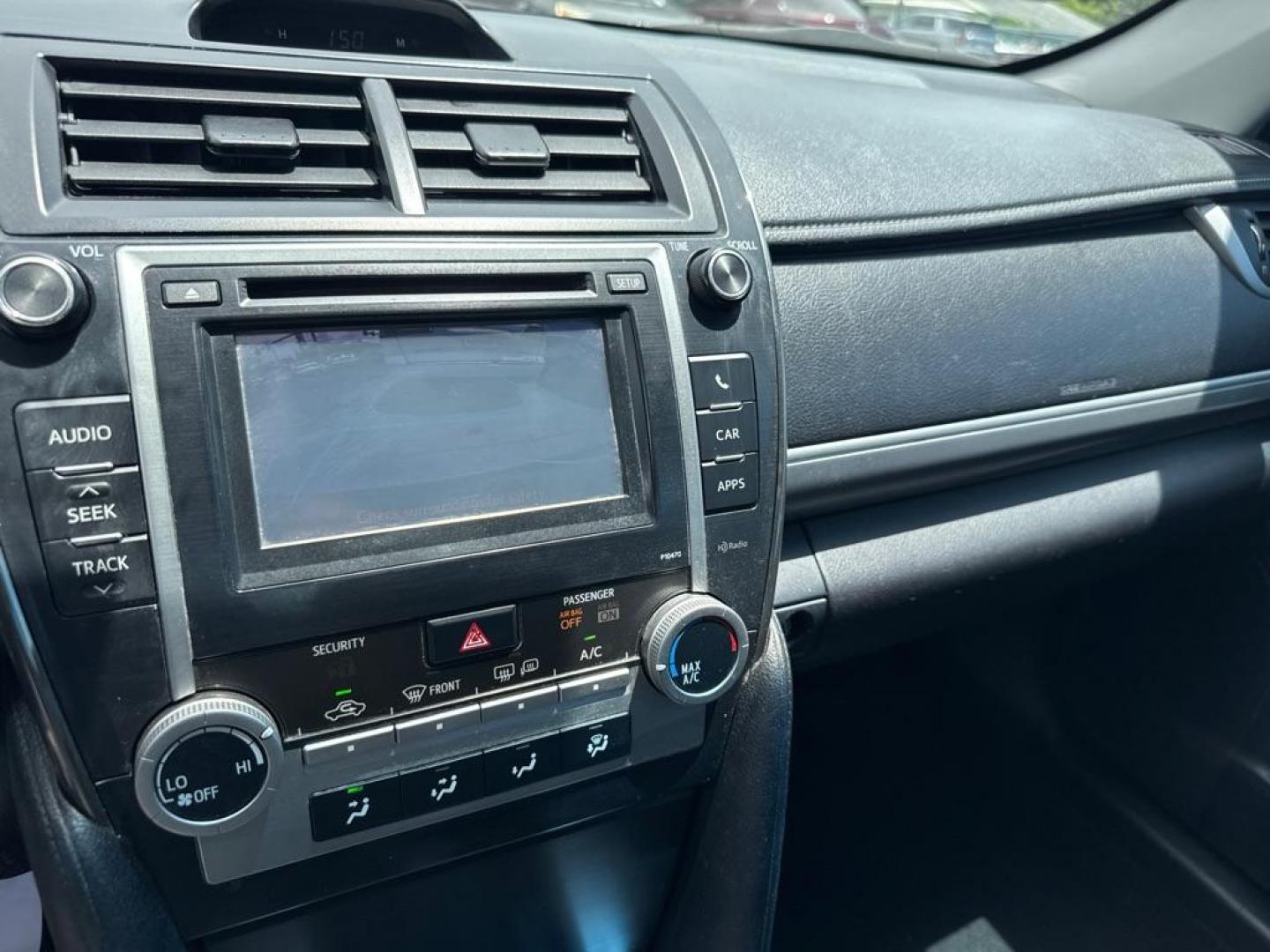 2014 BLACK TOYOTA CAMRY SE (4T1BF1FKXEU) with an 2.5L engine, Automatic transmission, located at 2929 9th St. West, Bradenton, 34205, (941) 242-2810, 27.473591, -82.570679 - Thanks for inquring into DriveNation USA! All vehicles listed can be viewed at www.drivenationusa.com for vehicle history reports and additonal info. We cannot quote any terms such as down payments or monthly payments without an application. You can apply directly at www.drivenationusa.com or by con - Photo#12
