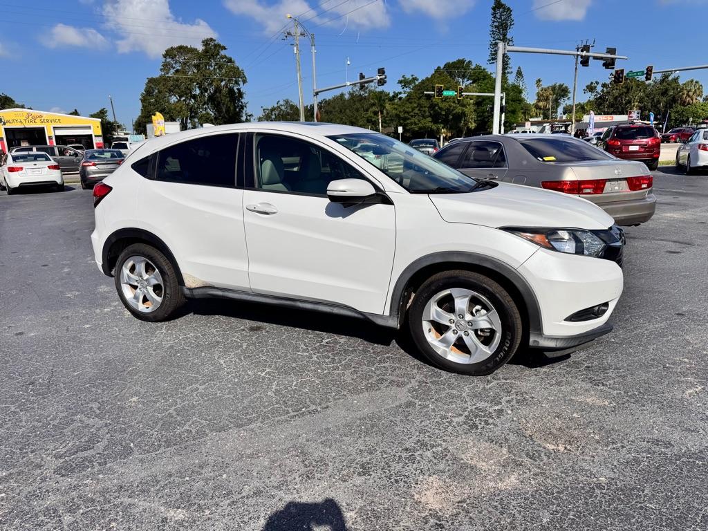 photo of 2016 HONDA HR-V EX