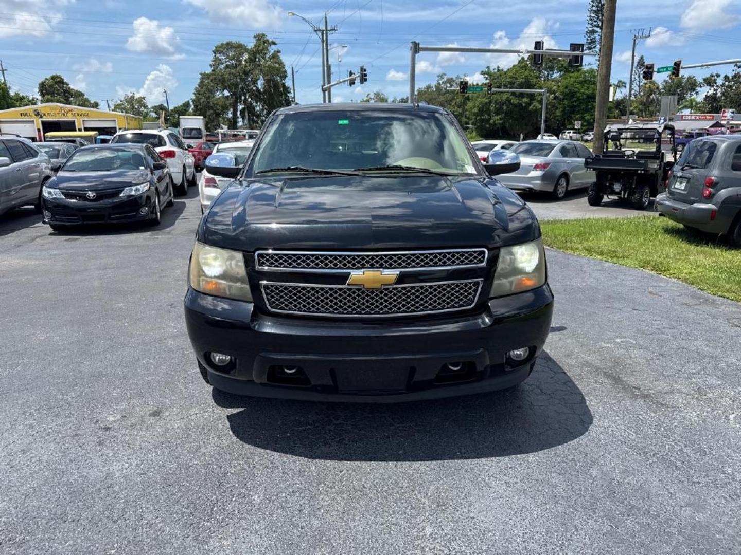 2008 BLACK CHEVROLET TAHOE 1500 LTZ (1GNFC13018R) with an 5.3L engine, Automatic transmission, located at 2929 9th St. West, Bradenton, 34205, (941) 242-2810, 27.473591, -82.570679 - Thanks for inquring into DriveNation USA! All vehicles listed can be viewed at www.drivenationusa.com for vehicle history reports and additonal info. We cannot quote any terms such as down payments or monthly payments without an application. You can apply directly at www.drivenationusa.com or by con - Photo#3