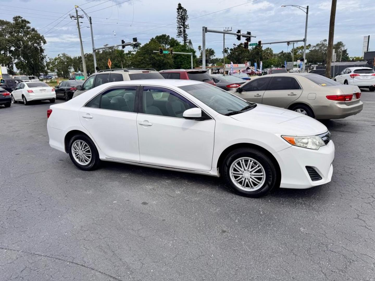 2012 WHITE TOYOTA CAMRY SE (4T1BF1FK1CU) with an 2.5L engine, Automatic transmission, located at 2929 9th St. West, Bradenton, 34205, (941) 242-2810, 27.473591, -82.570679 - Thanks for inquring into DriveNation USA! All vehicles listed can be viewed at www.drivenationusa.com for vehicle history reports and additonal info. We cannot quote any terms such as down payments or monthly payments without an application. You can apply directly at www.drivenationusa.com or by con - Photo#1