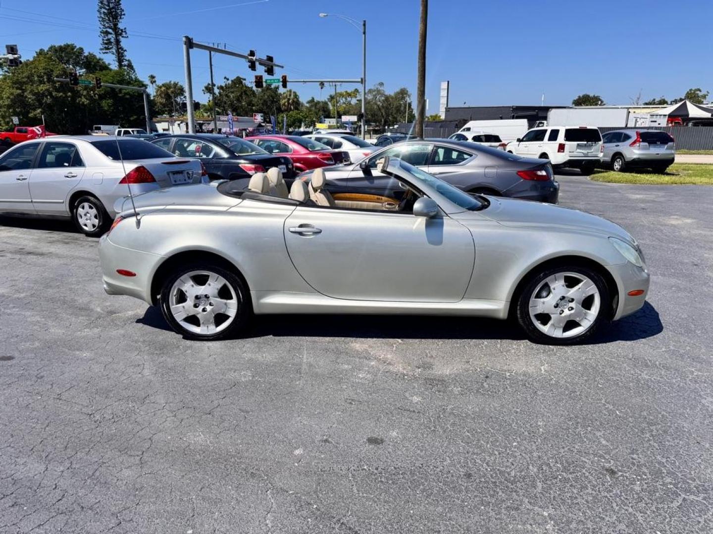 2005 SILVER LEXUS SC 430 (JTHFN48Y450) with an 4.3L engine, Automatic transmission, located at 2929 9th St. West, Bradenton, 34205, (941) 242-2810, 27.473591, -82.570679 - Thanks for inquring into DriveNation USA! All vehicles listed can be viewed at www.drivenationusa.com for vehicle history reports and additonal info. We cannot quote any terms such as down payments or monthly payments without an application. You can apply directly at www.drivenationusa.com or by con - Photo#10