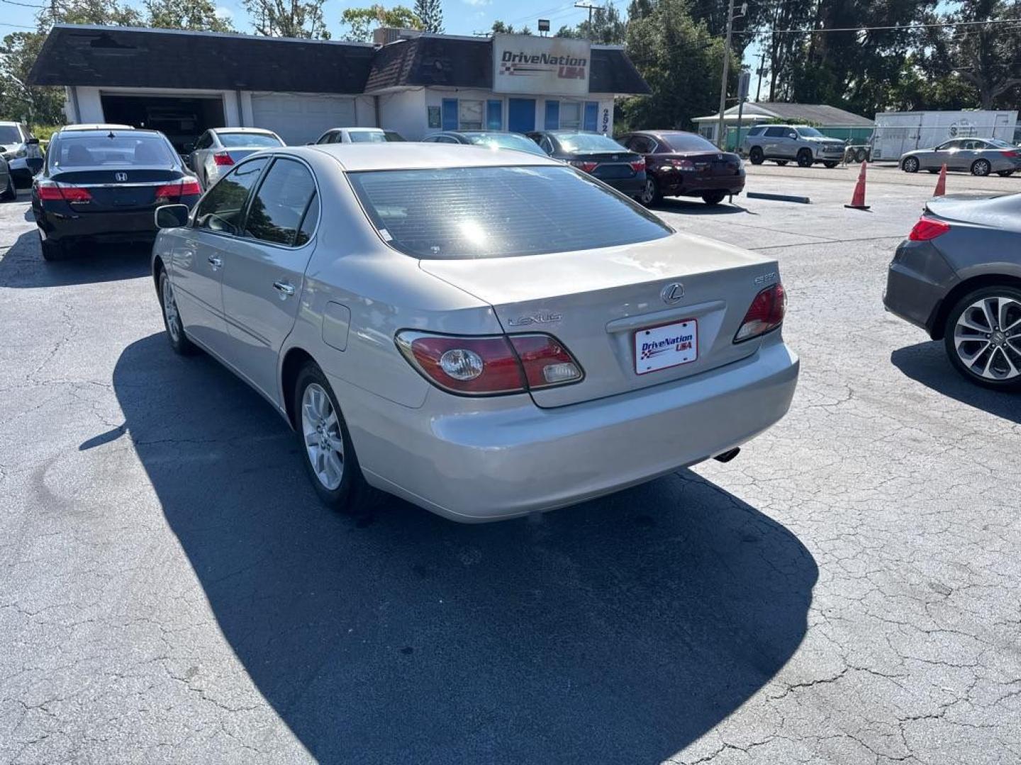 2004 GRAY LEXUS ES 330 (JTHBA30G645) with an 3.3L engine, Automatic transmission, located at 2929 9th St. West, Bradenton, 34205, (941) 242-2810, 27.473591, -82.570679 - Thanks for inquring into DriveNation USA! All vehicles listed can be viewed at www.drivenationusa.com for vehicle history reports and additonal info. We cannot quote any terms such as down payments or monthly payments without an application. You can apply directly at www.drivenationusa.com or by con - Photo#6