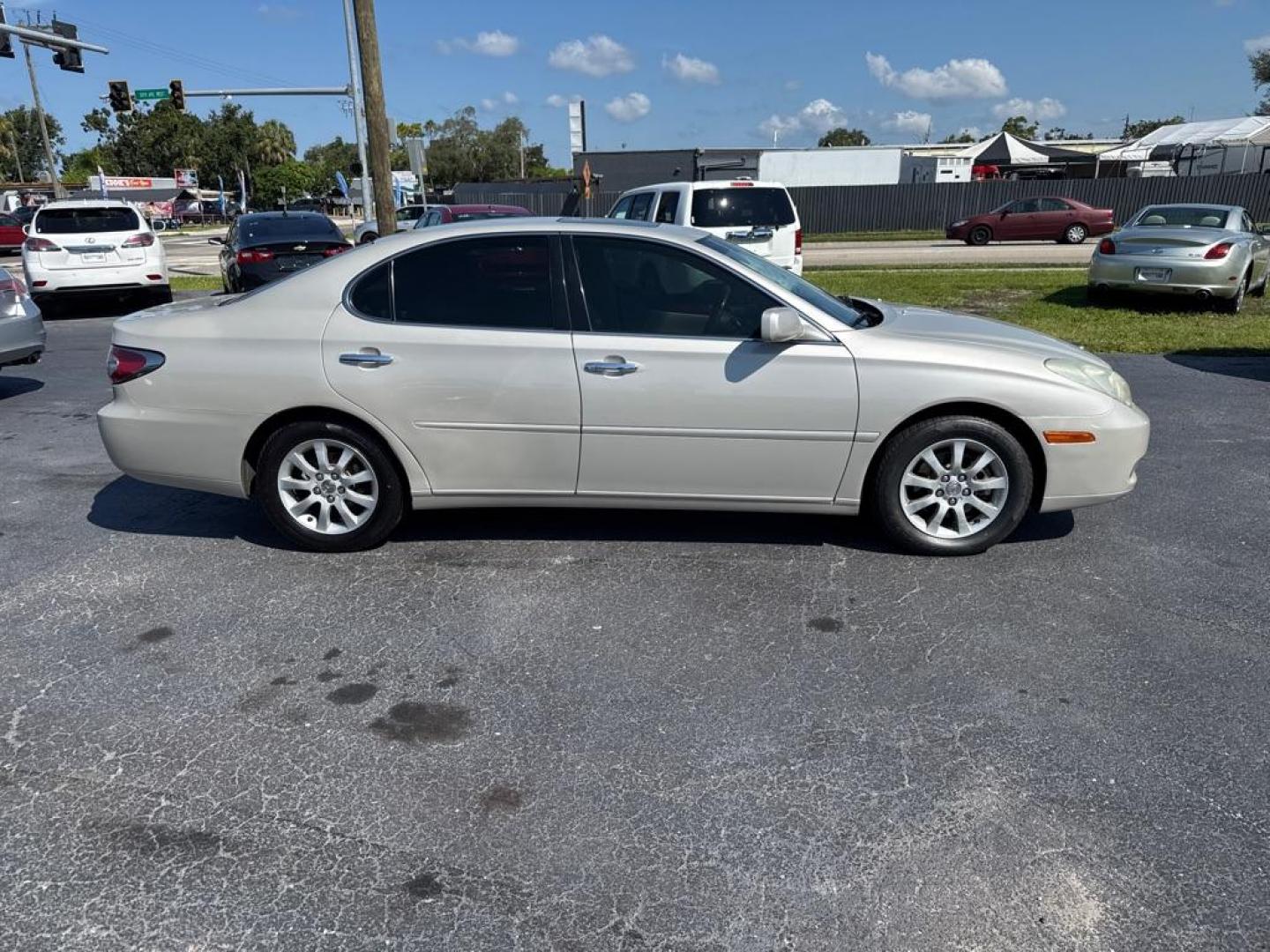 2004 GRAY LEXUS ES 330 (JTHBA30G645) with an 3.3L engine, Automatic transmission, located at 2929 9th St. West, Bradenton, 34205, (941) 242-2810, 27.473591, -82.570679 - Thanks for inquring into DriveNation USA! All vehicles listed can be viewed at www.drivenationusa.com for vehicle history reports and additonal info. We cannot quote any terms such as down payments or monthly payments without an application. You can apply directly at www.drivenationusa.com or by con - Photo#9