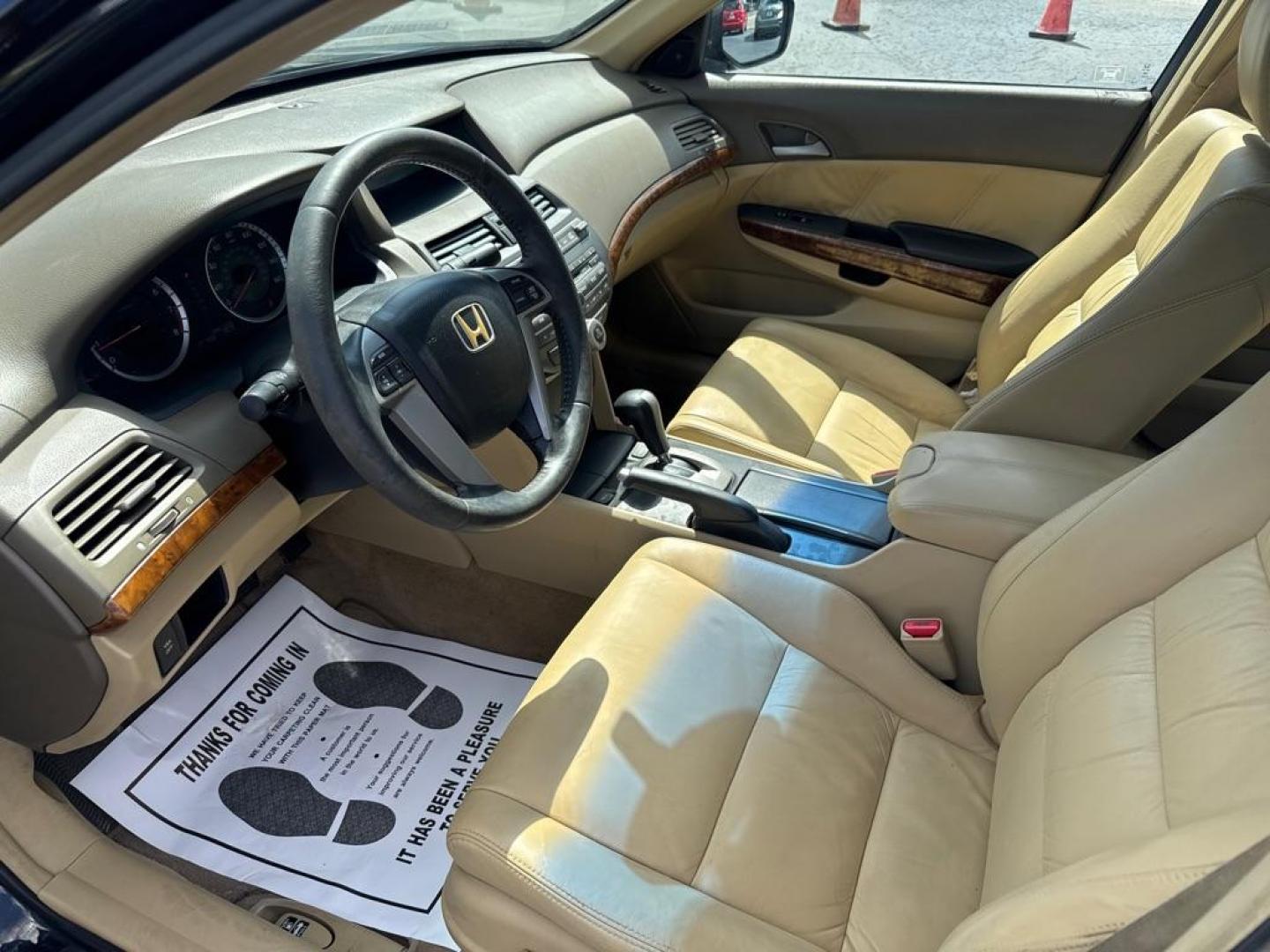 2008 BLACK HONDA ACCORD EXL (1HGCP26858A) with an 2.4L engine, Automatic transmission, located at 2929 9th St. West, Bradenton, 34205, (941) 242-2810, 27.473591, -82.570679 - Thanks for inquring into DriveNation USA! All vehicles listed can be viewed at www.drivenationusa.com for vehicle history reports and additonal info. We cannot quote any terms such as down payments or monthly payments without an application. You can apply directly at www.drivenationusa.com or by con - Photo#10