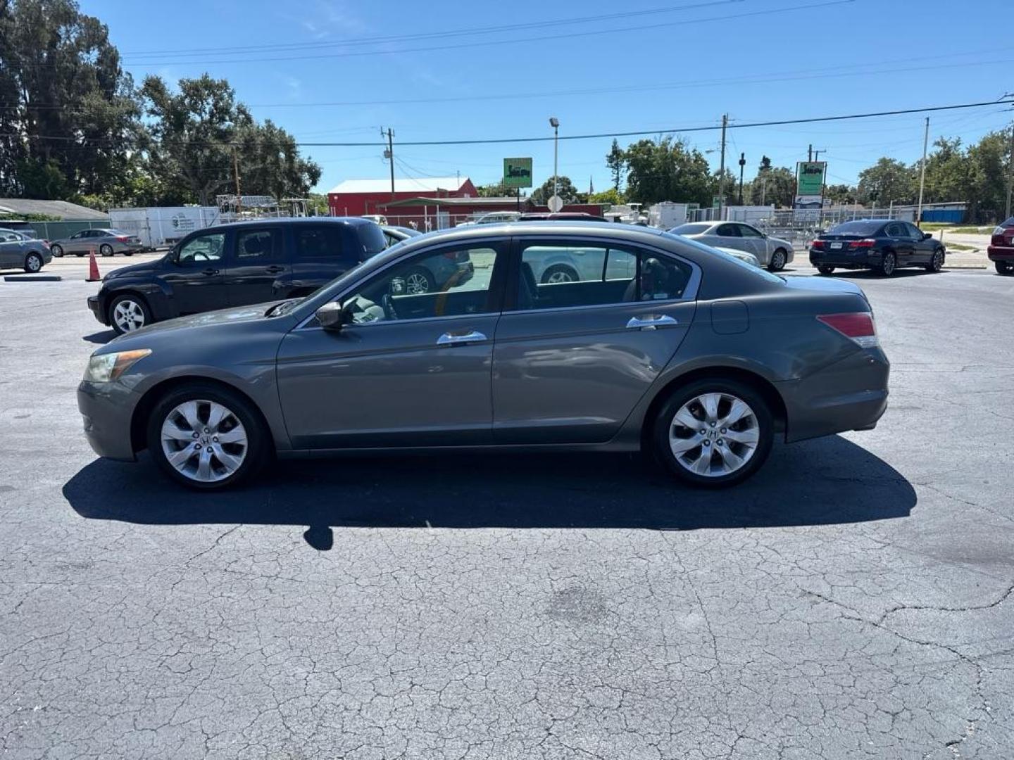 2009 GRAY HONDA ACCORD LXP (1HGCP26439A) with an 2.4L engine, Automatic transmission, located at 2929 9th St. West, Bradenton, 34205, (941) 242-2810, 27.473591, -82.570679 - Thanks for inquring into DriveNation USA! All vehicles listed can be viewed at www.drivenationusa.com for vehicle history reports and additonal info. We cannot quote any terms such as down payments or monthly payments without an application. You can apply directly at www.drivenationusa.com or by con - Photo#4