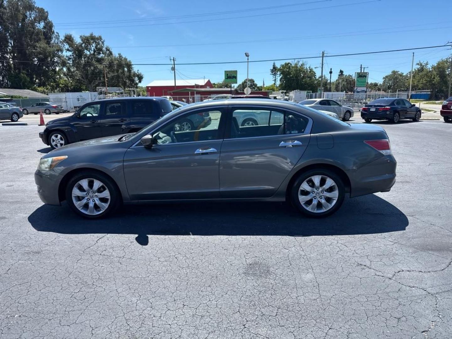 2008 GRAY HONDA ACCORD EXL (1HGCP36858A) with an 3.5L engine, Automatic transmission, located at 2929 9th St. West, Bradenton, 34205, (941) 242-2810, 27.473591, -82.570679 - Thanks for inquring into DriveNation USA! All vehicles listed can be viewed at www.drivenationusa.com for vehicle history reports and additonal info. We cannot quote any terms such as down payments or monthly payments without an application. You can apply directly at www.drivenationusa.com or by con - Photo#4