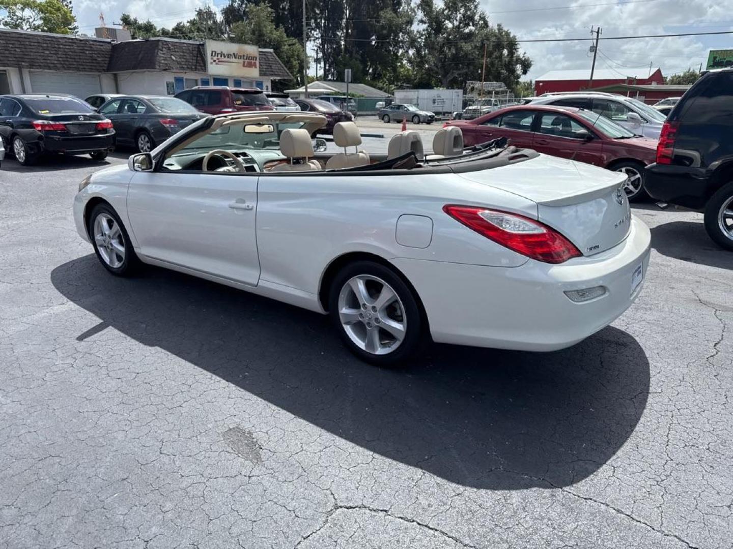 2008 WHITE TOYOTA CAMRY SOLARA SE (4T1FA38P98U) with an 3.3L engine, Automatic transmission, located at 2929 9th St. West, Bradenton, 34205, (941) 242-2810, 27.473591, -82.570679 - Thanks for inquring into DriveNation USA! All vehicles listed can be viewed at www.drivenationusa.com for vehicle history reports and additonal info. We cannot quote any terms such as down payments or monthly payments without an application. You can apply directly at www.drivenationusa.com or by con - Photo#4