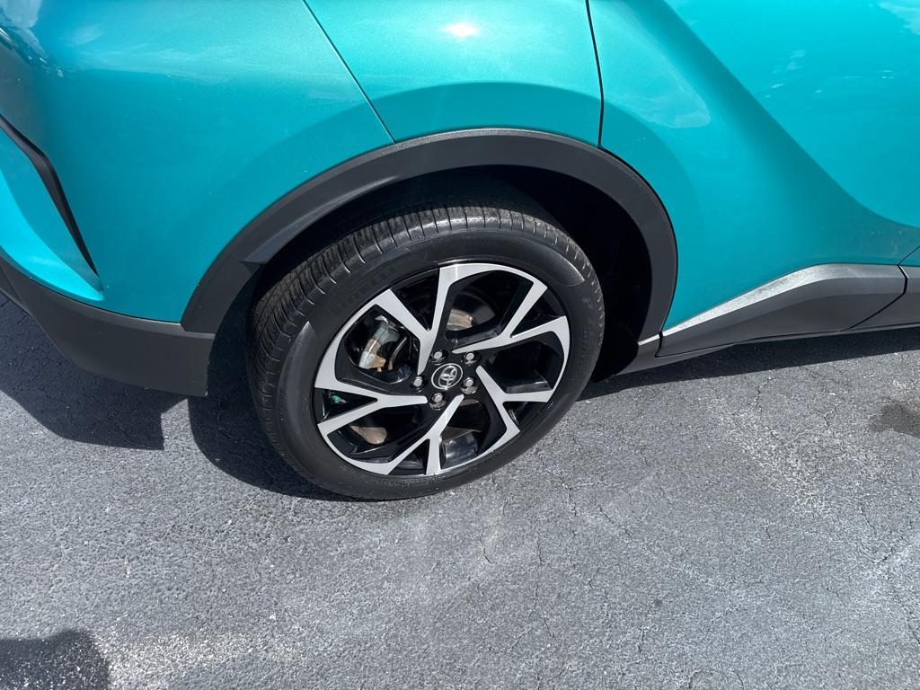 2018 GREEN TOYOTA C-HR XLE (JTNKHMBX9J1) with an 2.0L engine, Continuously Variable transmission, located at 2929 9th St. West, Bradenton, 34205, (941) 242-2810, 27.473591, -82.570679 - Thanks for inquring into DriveNation USA! All vehicles listed can be viewed at www.drivenationusa.com for vehicle history reports and additonal info. We cannot quote any terms such as down payments or monthly payments without an application. You can apply directly at www.drivenationusa.com or by con - Photo#8