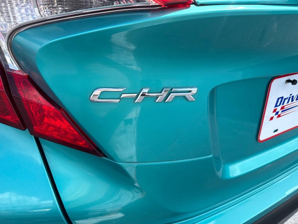 2018 GREEN TOYOTA C-HR XLE (JTNKHMBX9J1) with an 2.0L engine, Continuously Variable transmission, located at 2929 9th St. West, Bradenton, 34205, (941) 242-2810, 27.473591, -82.570679 - Thanks for inquring into DriveNation USA! All vehicles listed can be viewed at www.drivenationusa.com for vehicle history reports and additonal info. We cannot quote any terms such as down payments or monthly payments without an application. You can apply directly at www.drivenationusa.com or by con - Photo#9