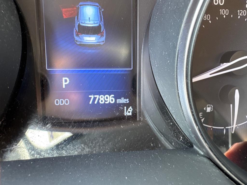 2018 GREEN TOYOTA C-HR XLE (JTNKHMBX9J1) with an 2.0L engine, Continuously Variable transmission, located at 2929 9th St. West, Bradenton, 34205, (941) 242-2810, 27.473591, -82.570679 - Thanks for inquring into DriveNation USA! All vehicles listed can be viewed at www.drivenationusa.com for vehicle history reports and additonal info. We cannot quote any terms such as down payments or monthly payments without an application. You can apply directly at www.drivenationusa.com or by con - Photo#12