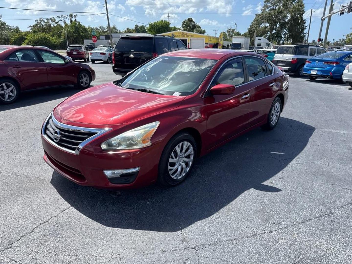 2014 RED NISSAN ALTIMA 2.5 (1N4AL3AP7EN) with an 2.5L engine, Continuously Variable transmission, located at 2929 9th St. West, Bradenton, 34205, (941) 242-2810, 27.473591, -82.570679 - Thanks for inquring into DriveNation USA! All vehicles listed can be viewed at www.drivenationusa.com for vehicle history reports and additonal info. We cannot quote any terms such as down payments or monthly payments without an application. You can apply directly at www.drivenationusa.com or by con - Photo#4