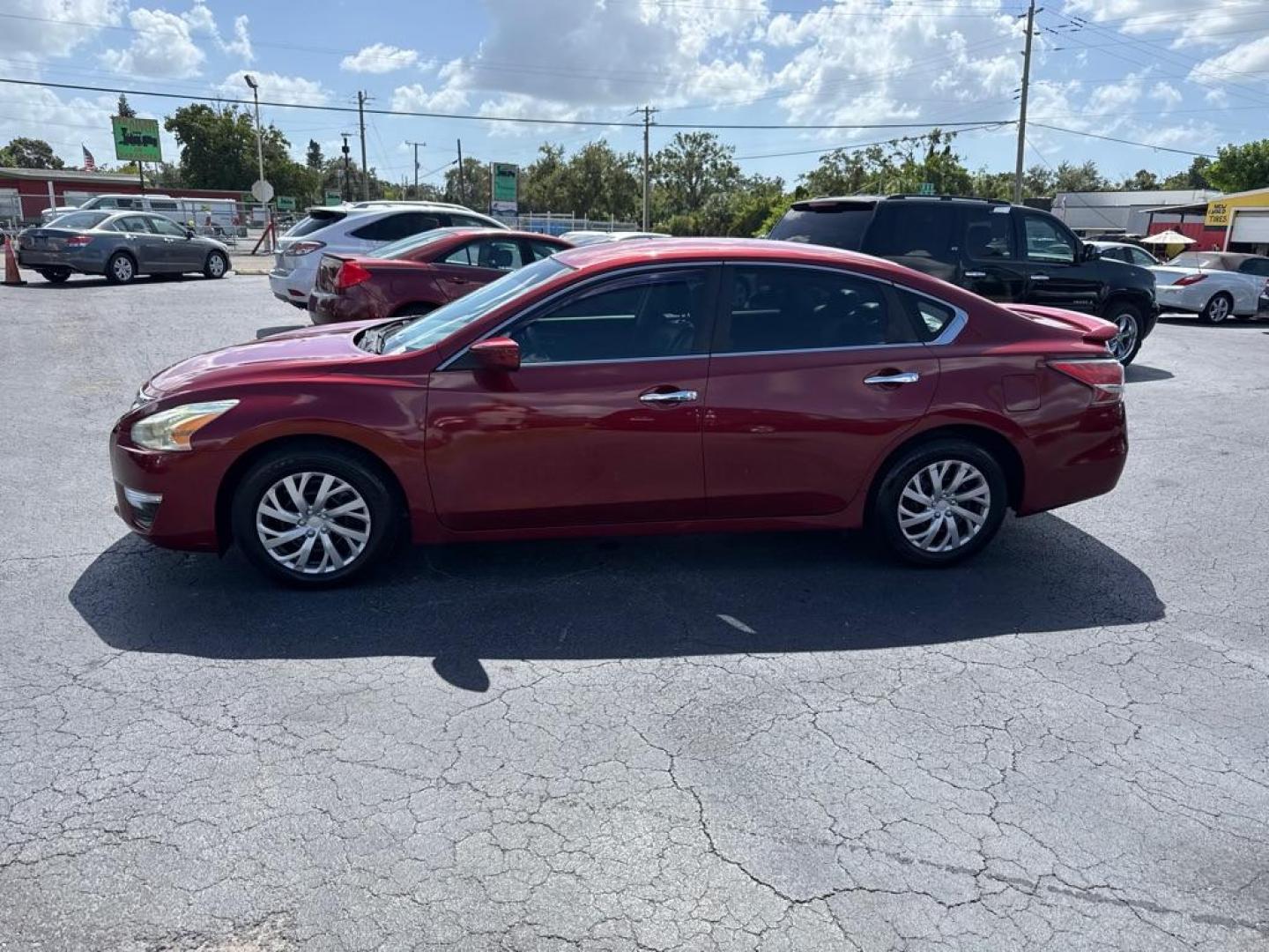 2014 RED NISSAN ALTIMA 2.5 (1N4AL3AP7EN) with an 2.5L engine, Continuously Variable transmission, located at 2929 9th St. West, Bradenton, 34205, (941) 242-2810, 27.473591, -82.570679 - Thanks for inquring into DriveNation USA! All vehicles listed can be viewed at www.drivenationusa.com for vehicle history reports and additonal info. We cannot quote any terms such as down payments or monthly payments without an application. You can apply directly at www.drivenationusa.com or by con - Photo#5