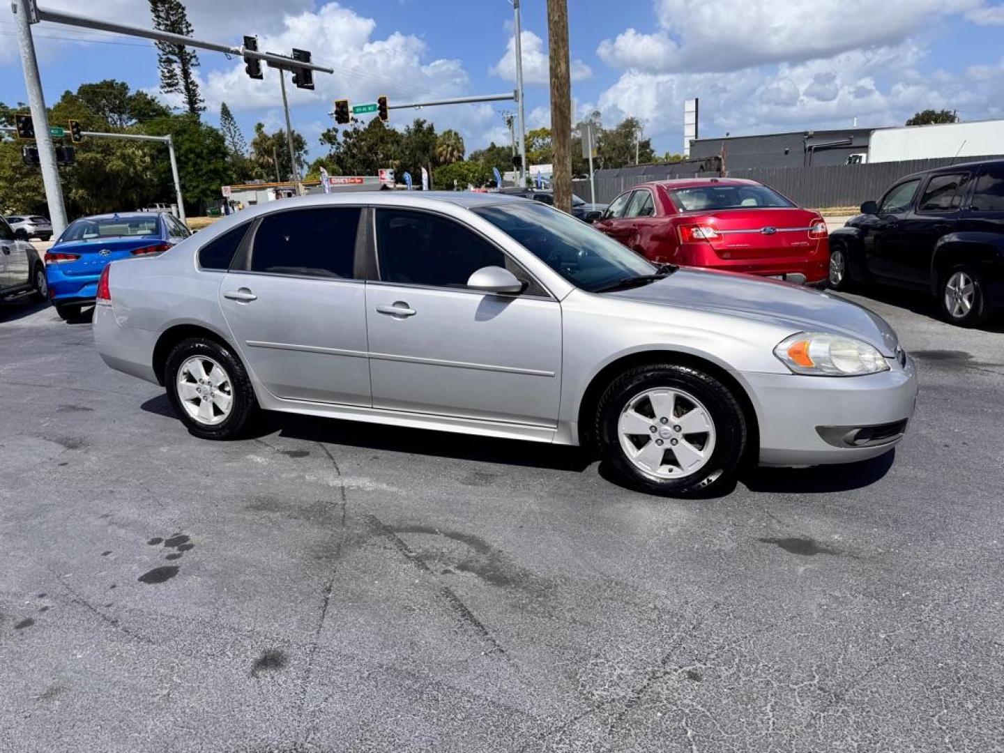 2011 SILVER CHEVROLET IMPALA LT (2G1WG5EKXB1) with an 3.5L engine, Automatic transmission, located at 2929 9th St. West, Bradenton, 34205, (941) 242-2810, 27.473591, -82.570679 - Thanks for inquring into DriveNation USA! All vehicles listed can be viewed at www.drivenationusa.com for vehicle history reports and additonal info. We cannot quote any terms such as down payments or monthly payments without an application. You can apply directly at www.drivenationusa.com or by con - Photo#0