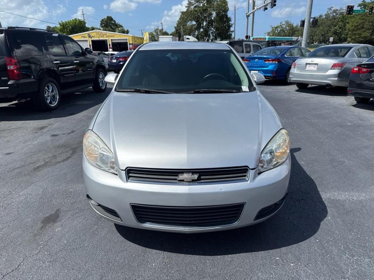 2011 SILVER CHEVROLET IMPALA LT (2G1WG5EKXB1) with an 3.5L engine, Automatic transmission, located at 2929 9th St. West, Bradenton, 34205, (941) 242-2810, 27.473591, -82.570679 - Thanks for inquring into DriveNation USA! All vehicles listed can be viewed at www.drivenationusa.com for vehicle history reports and additonal info. We cannot quote any terms such as down payments or monthly payments without an application. You can apply directly at www.drivenationusa.com or by con - Photo#3
