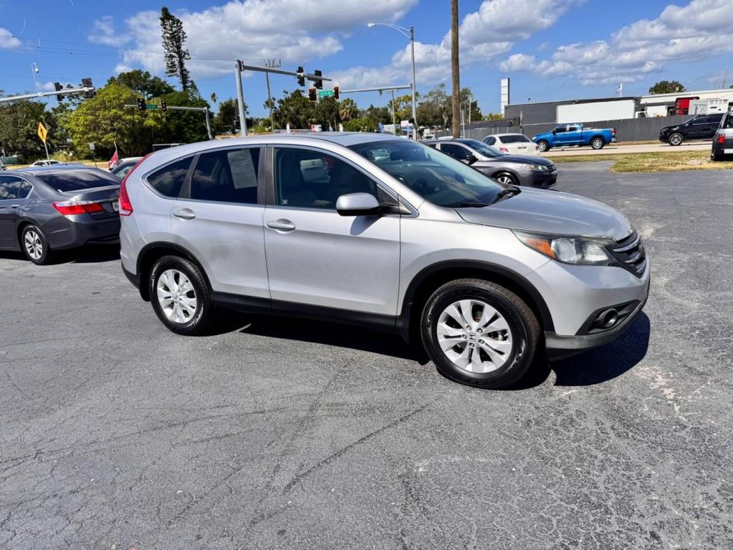 2012 SILVER HONDA CR-V EX (3CZRM3H59CG) with an 2.4L engine, Automatic transmission, located at 2929 9th St. West, Bradenton, 34205, (941) 242-2810, 27.473591, -82.570679 - Thanks for inquring into DriveNation USA! All vehicles listed can be viewed at www.drivenationusa.com for vehicle history reports and additonal info. We cannot quote any terms such as down payments or monthly payments without an application. You can apply directly at www.drivenationusa.com or by con - Photo#0