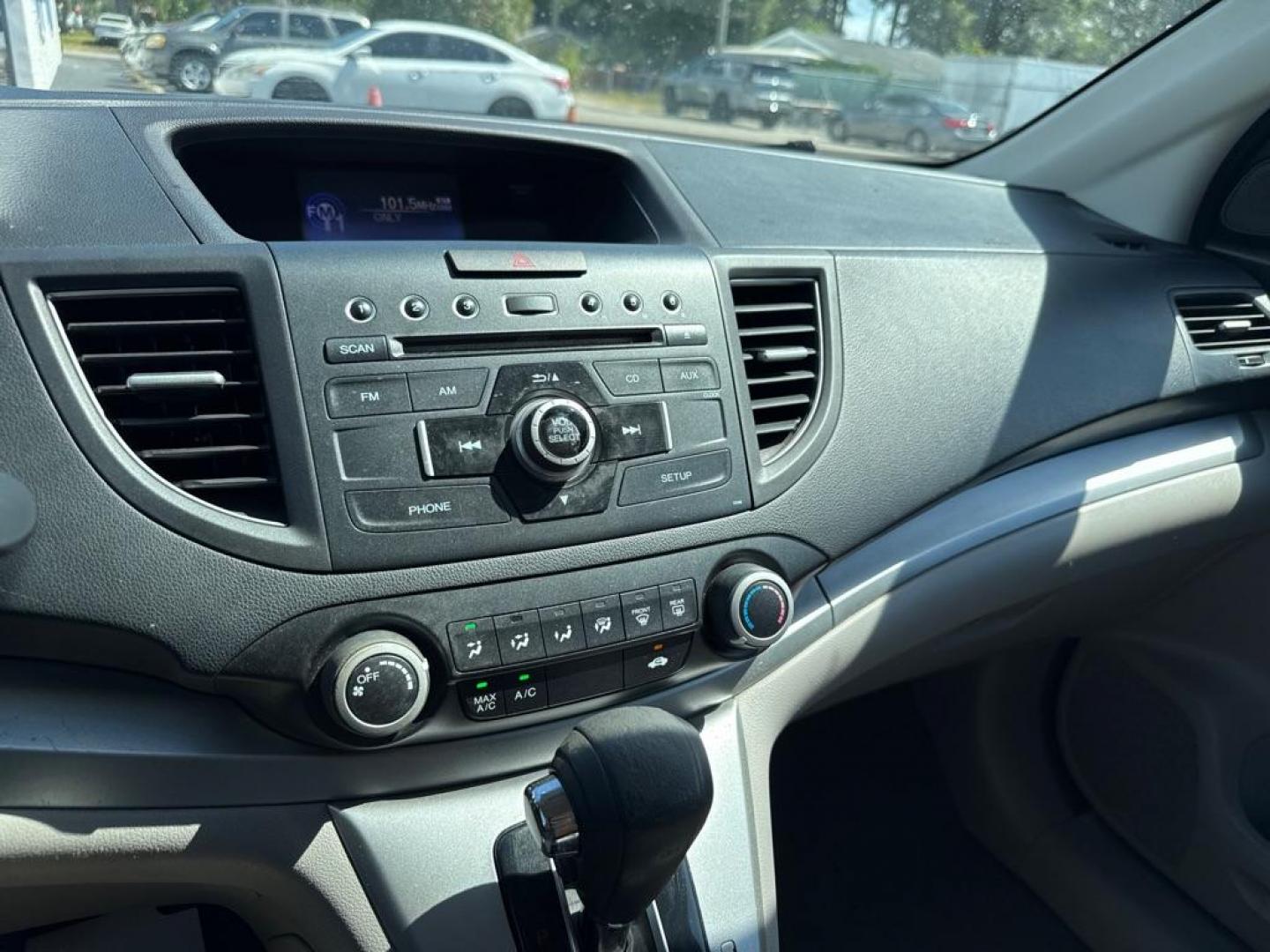 2012 SILVER HONDA CR-V EX (3CZRM3H59CG) with an 2.4L engine, Automatic transmission, located at 2929 9th St. West, Bradenton, 34205, (941) 242-2810, 27.473591, -82.570679 - Thanks for inquring into DriveNation USA! All vehicles listed can be viewed at www.drivenationusa.com for vehicle history reports and additonal info. We cannot quote any terms such as down payments or monthly payments without an application. You can apply directly at www.drivenationusa.com or by con - Photo#9