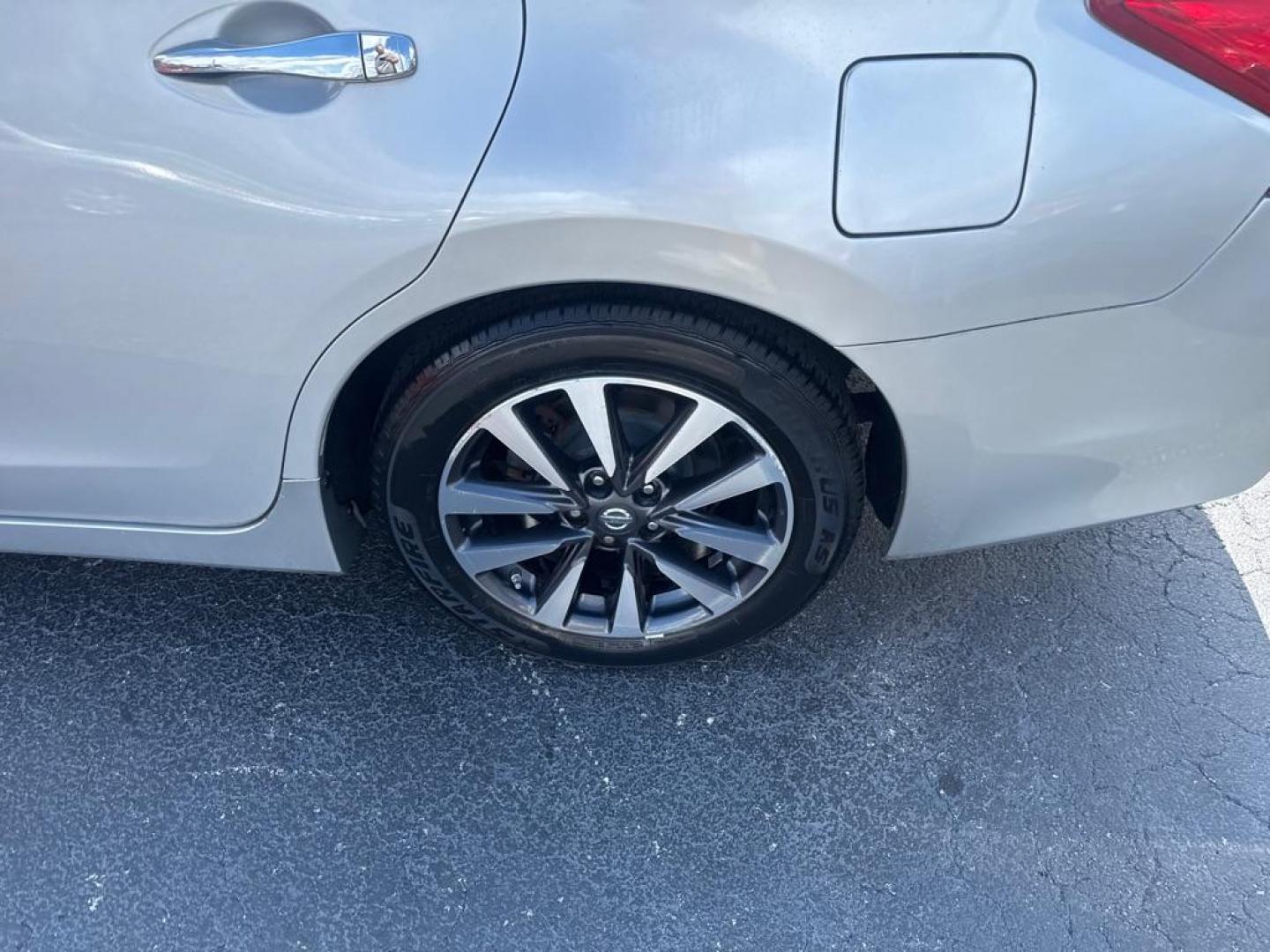 2017 SILVER NISSAN ALTIMA SV (1N4AL3AP3HC) with an 2.5L engine, Continuously Variable transmission, located at 2929 9th St. West, Bradenton, 34205, (941) 242-2810, 27.473591, -82.570679 - Thanks for inquring into DriveNation USA! All vehicles listed can be viewed at www.drivenationusa.com for vehicle history reports and additonal info. We cannot quote any terms such as down payments or monthly payments without an application. You can apply directly at www.drivenationusa.com or by con - Photo#9
